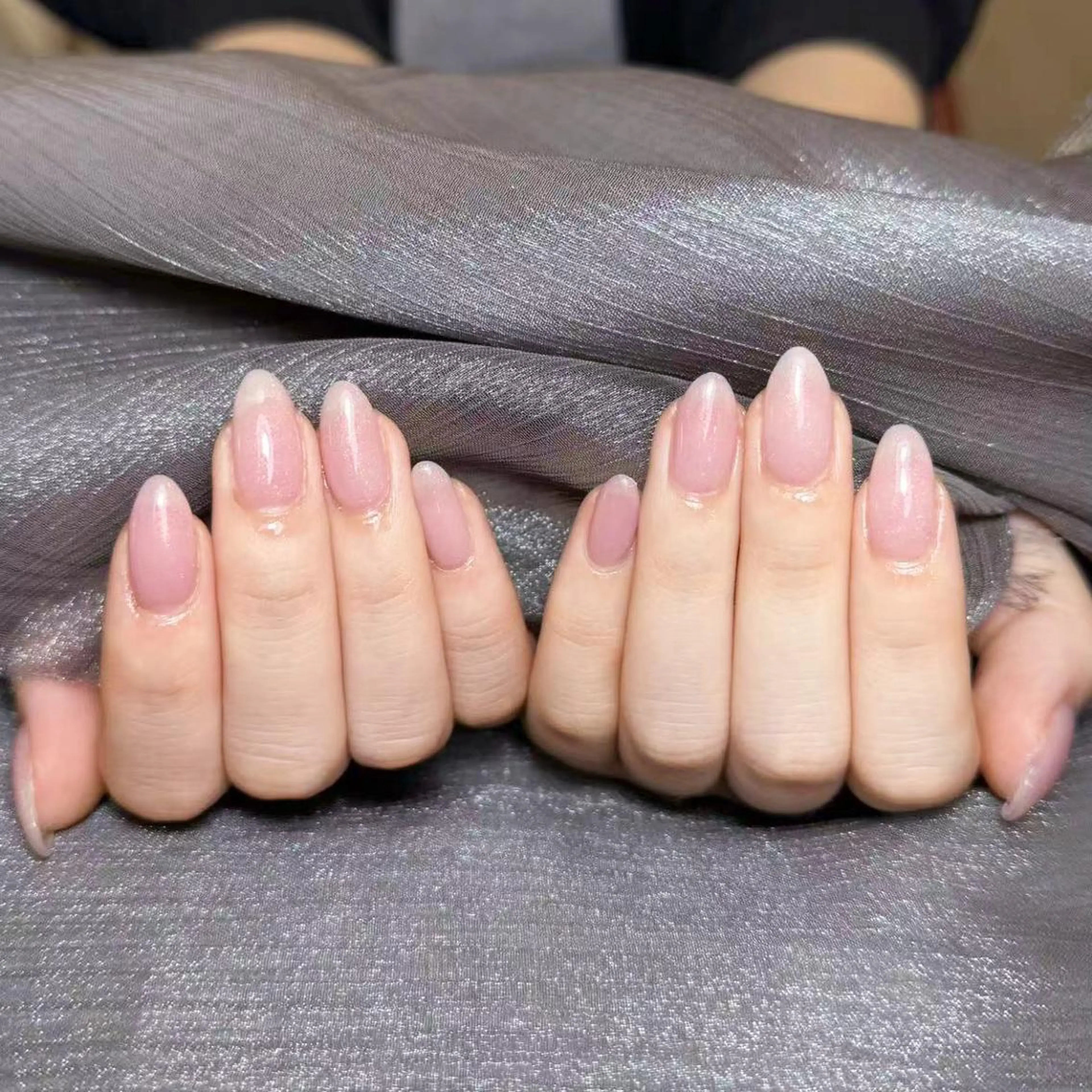 ネイル アートネイル オーロラネイル ガーリー キラキラネイル 韓国ネイル ハンドネイル DIANMOND NAIL🌸のネイルデザイン