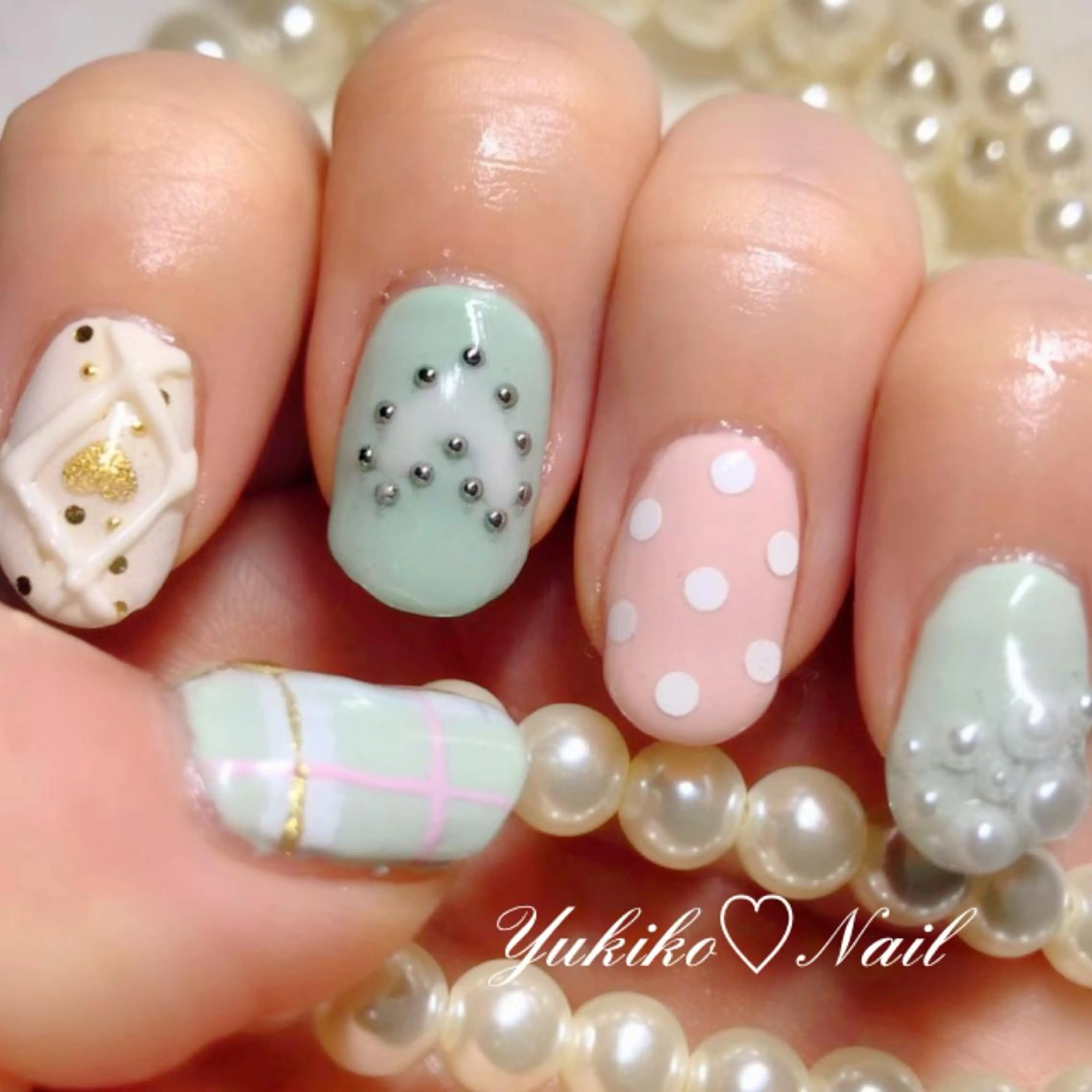 ネイル アートネイル 持ち込み ハンドネイル ユキコ ネイルのネイルデザイン