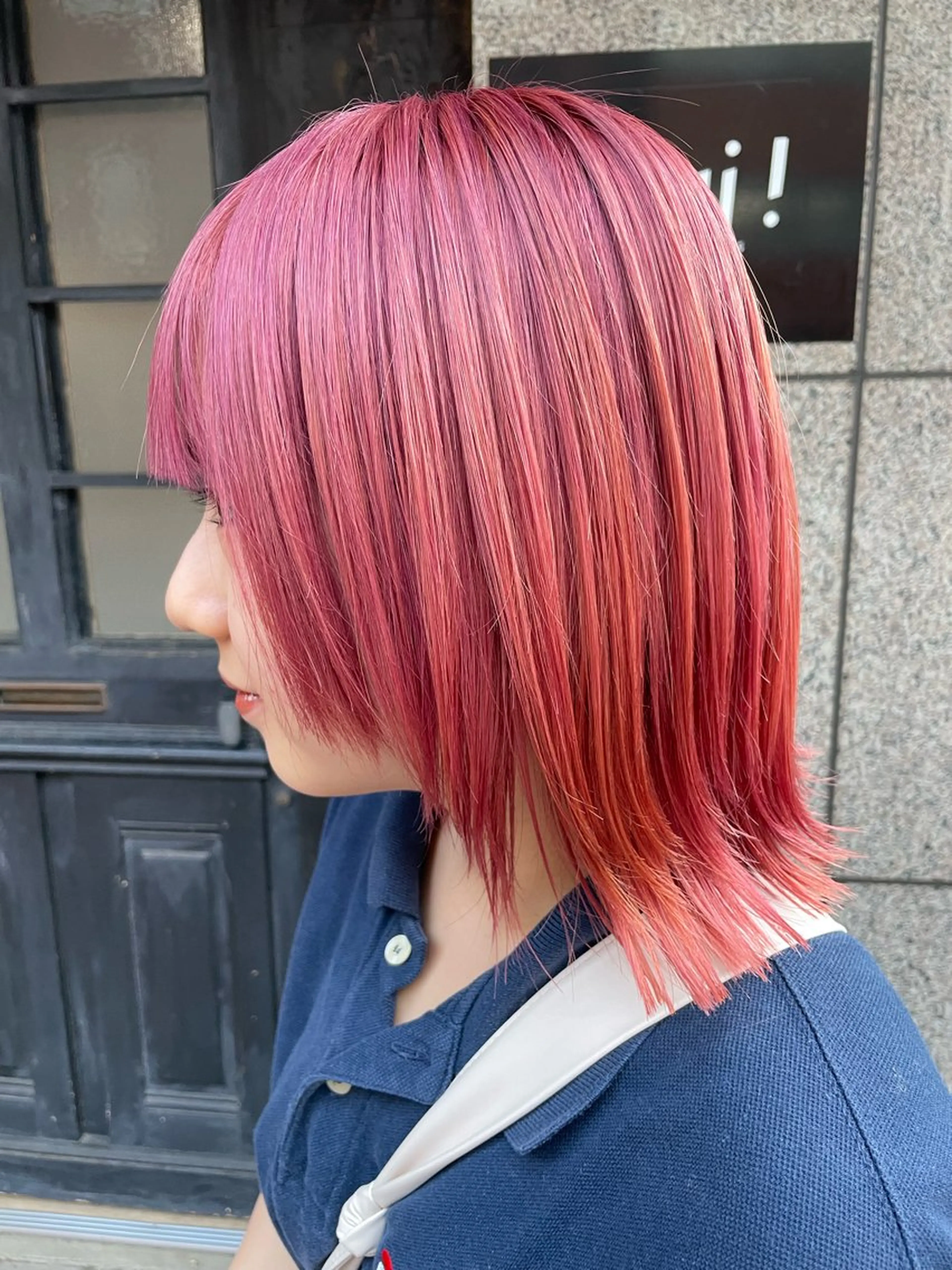 ミディアム カラー ブリーチ ピンクカラー 顔周りカット レイヤーカット 🐶伊藤 弘夢🐶のその他イメージ