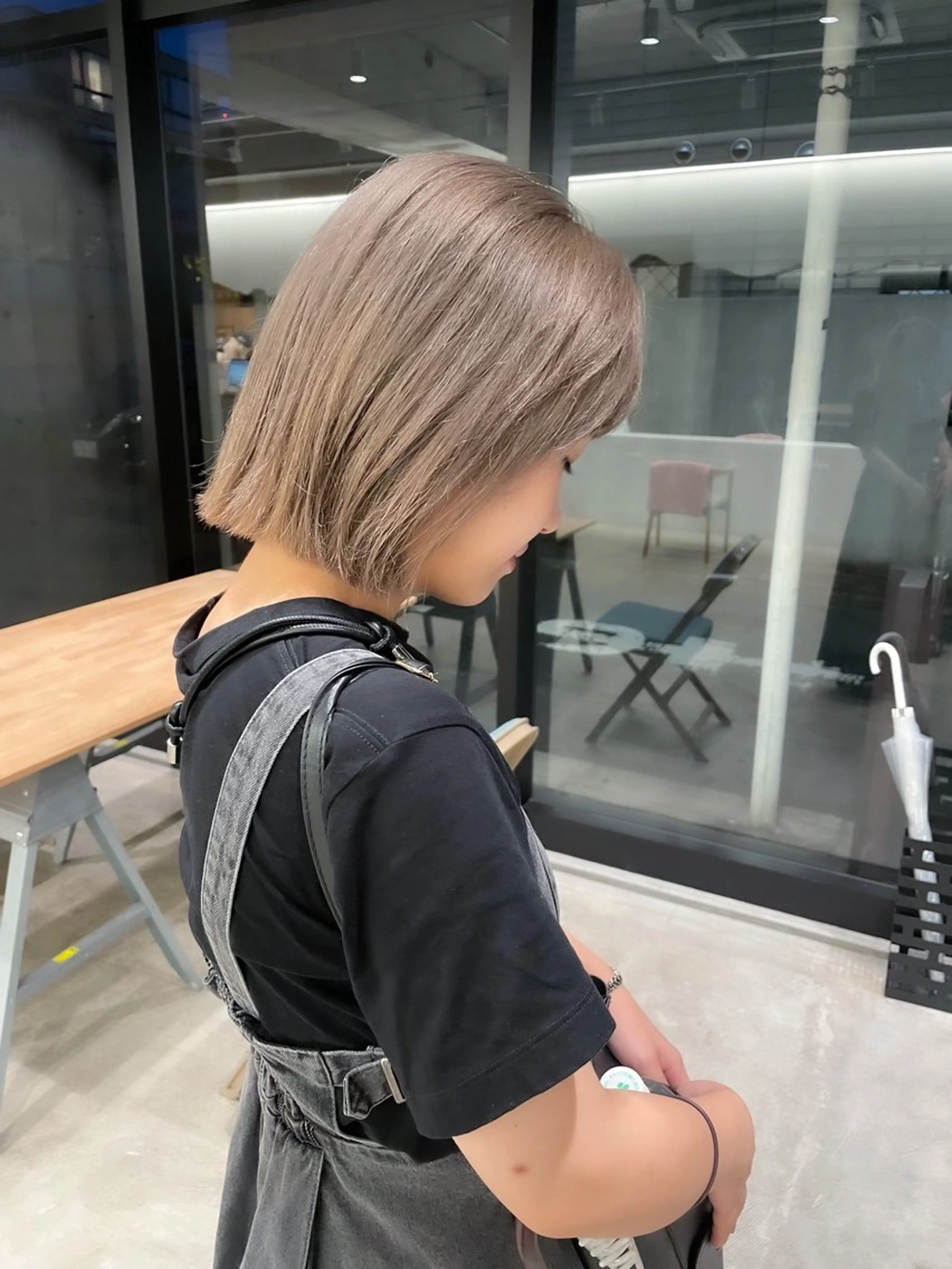 ショート カラー ヘアアレンジ ミニボブ/ブリーチ 🌈MISATOのヘアスタイル