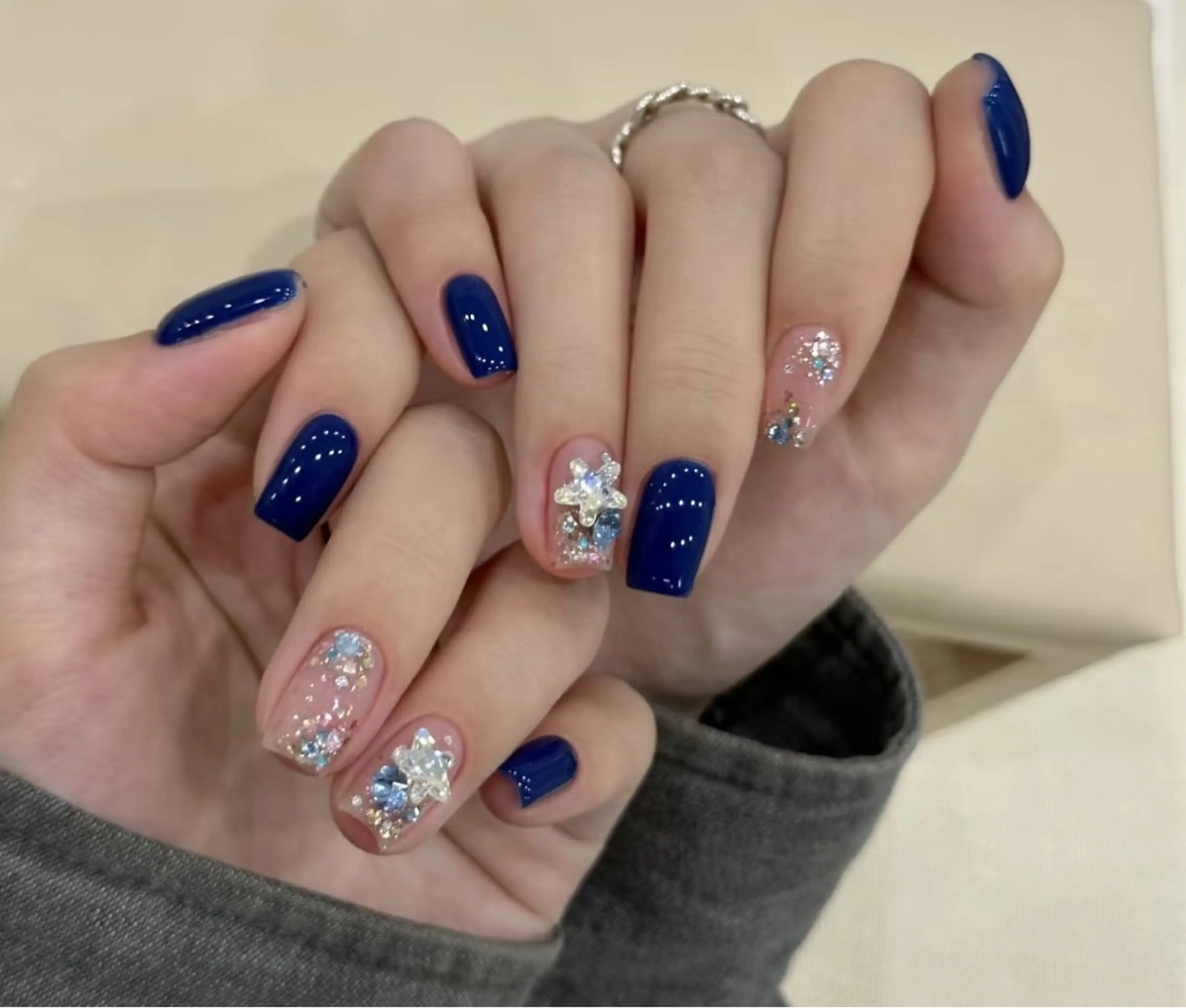 ネイル ジェルネイル キラキラネイル シンプルネイル ハンドネイル 🎀MIYUKI Salon🎀のネイルデザイン