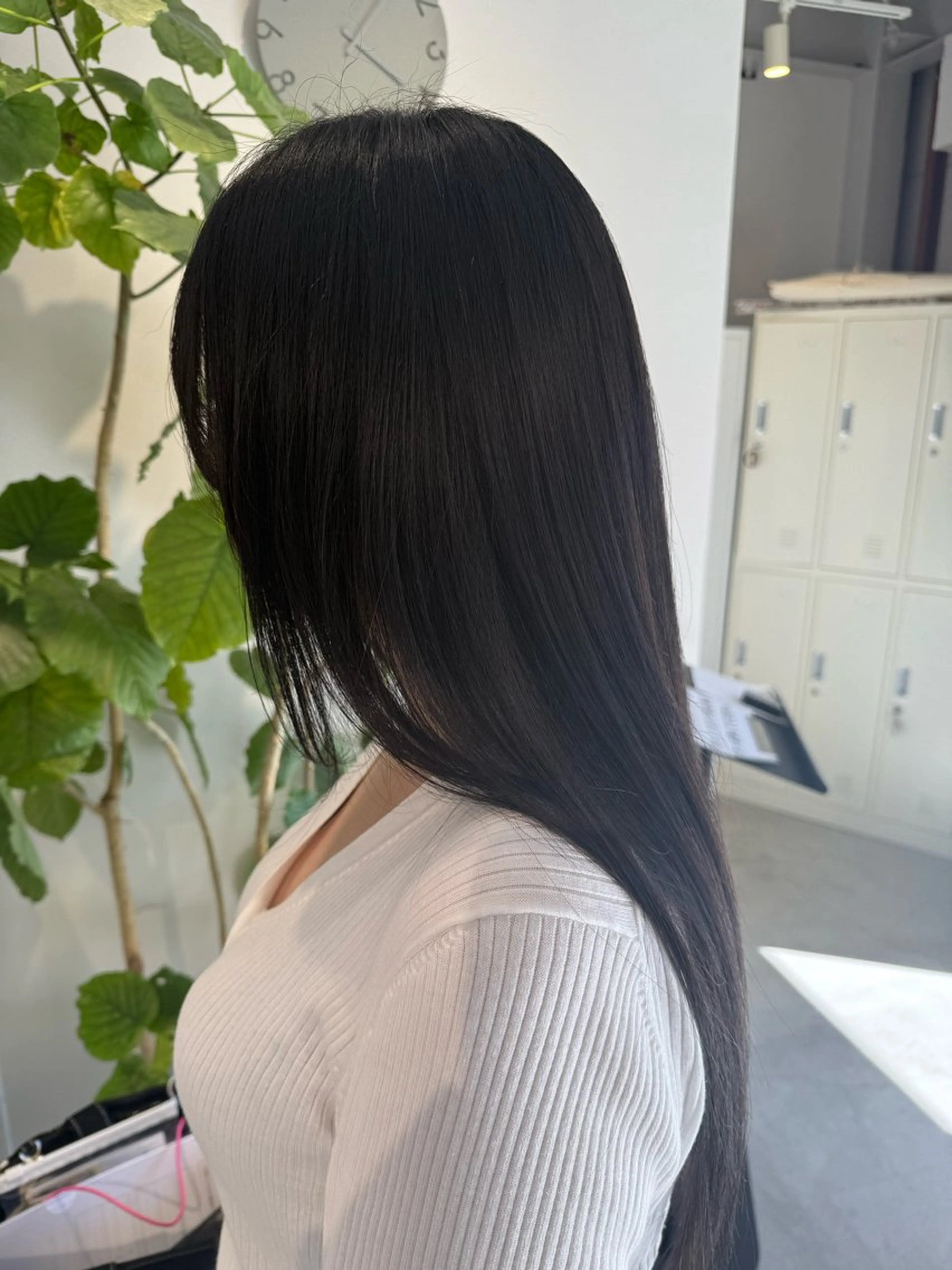 ロング 井手上 陽菜のヘアスタイル