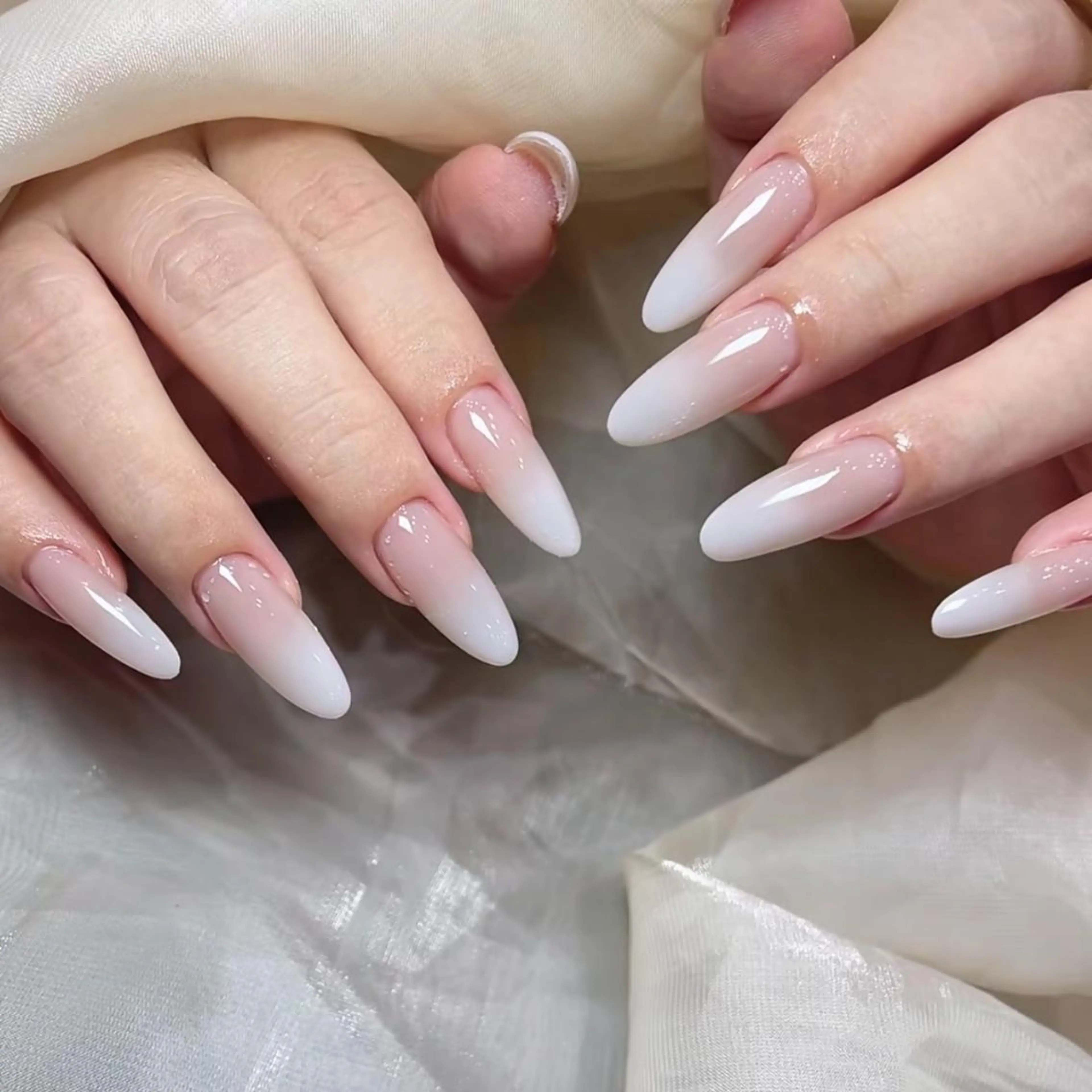 ネイル RAFFINE haru🦋🩵のネイルデザイン