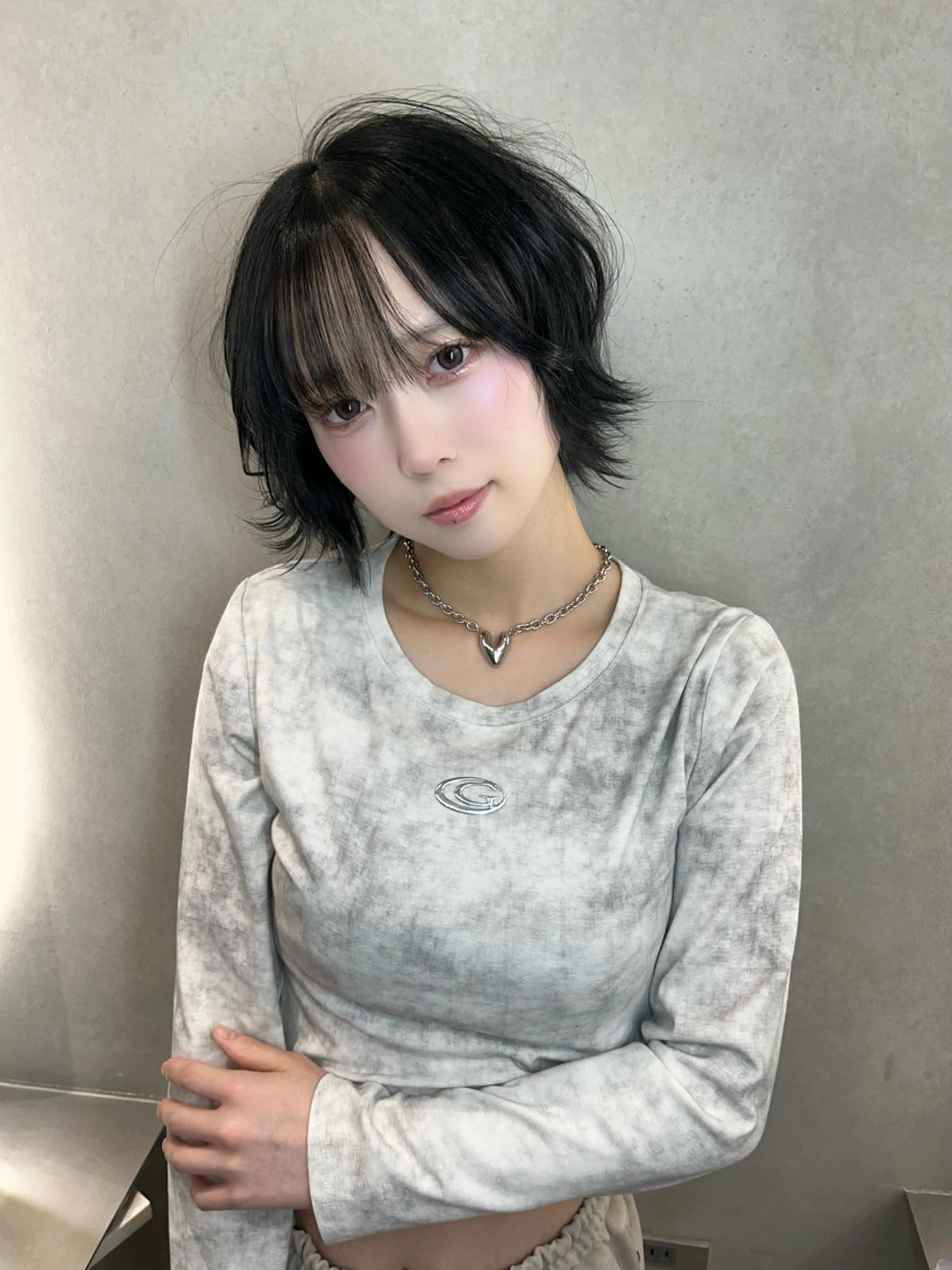 セミロング ヘアカラー トリートメント ヘアセット ONYX 表参道所属・ショート/ボブ/似 合わせ/顔周りカットのヘアスタイル
