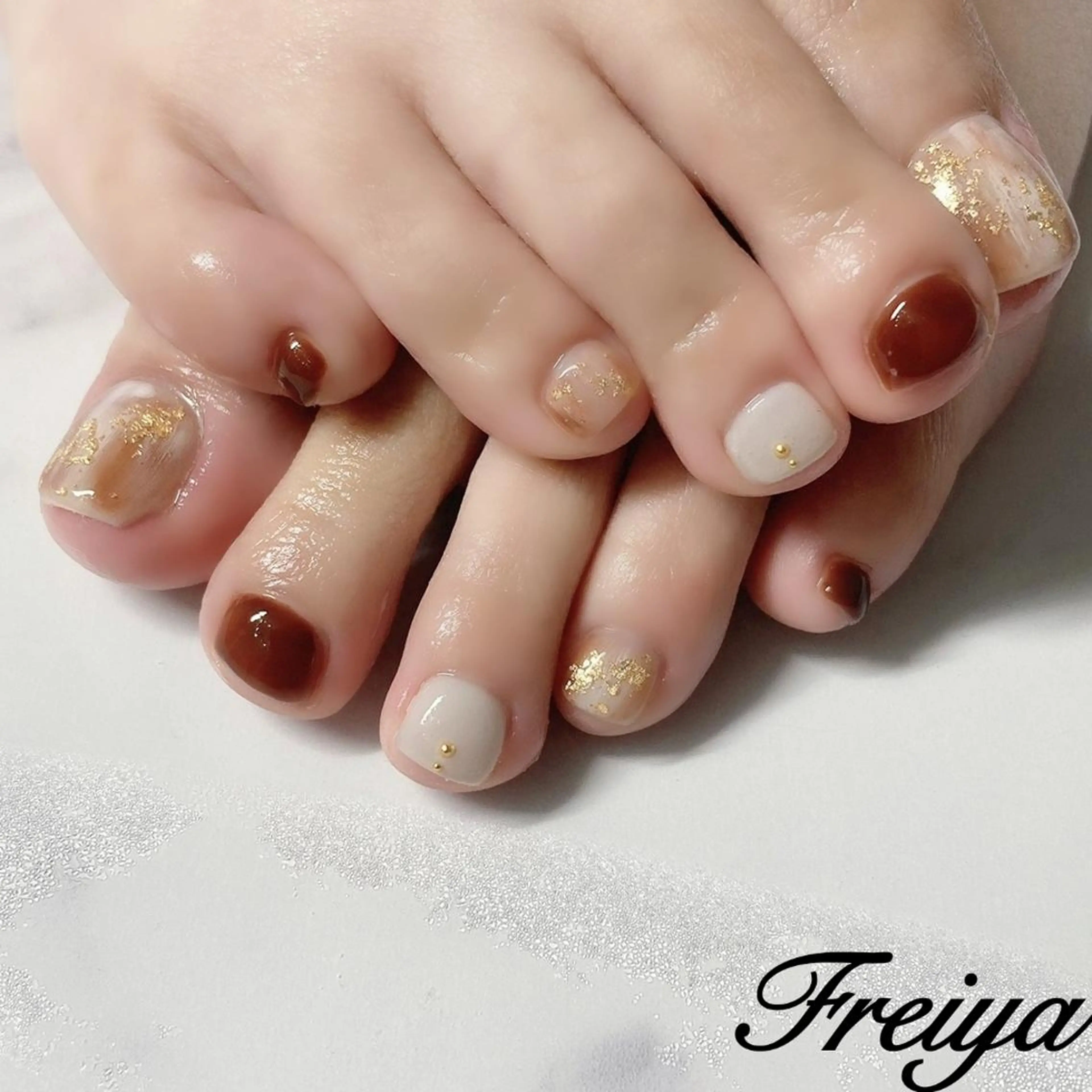 ネイル FREIYA所属・FREIYA マツエク、ネイルのマツエク・マツパデザイン