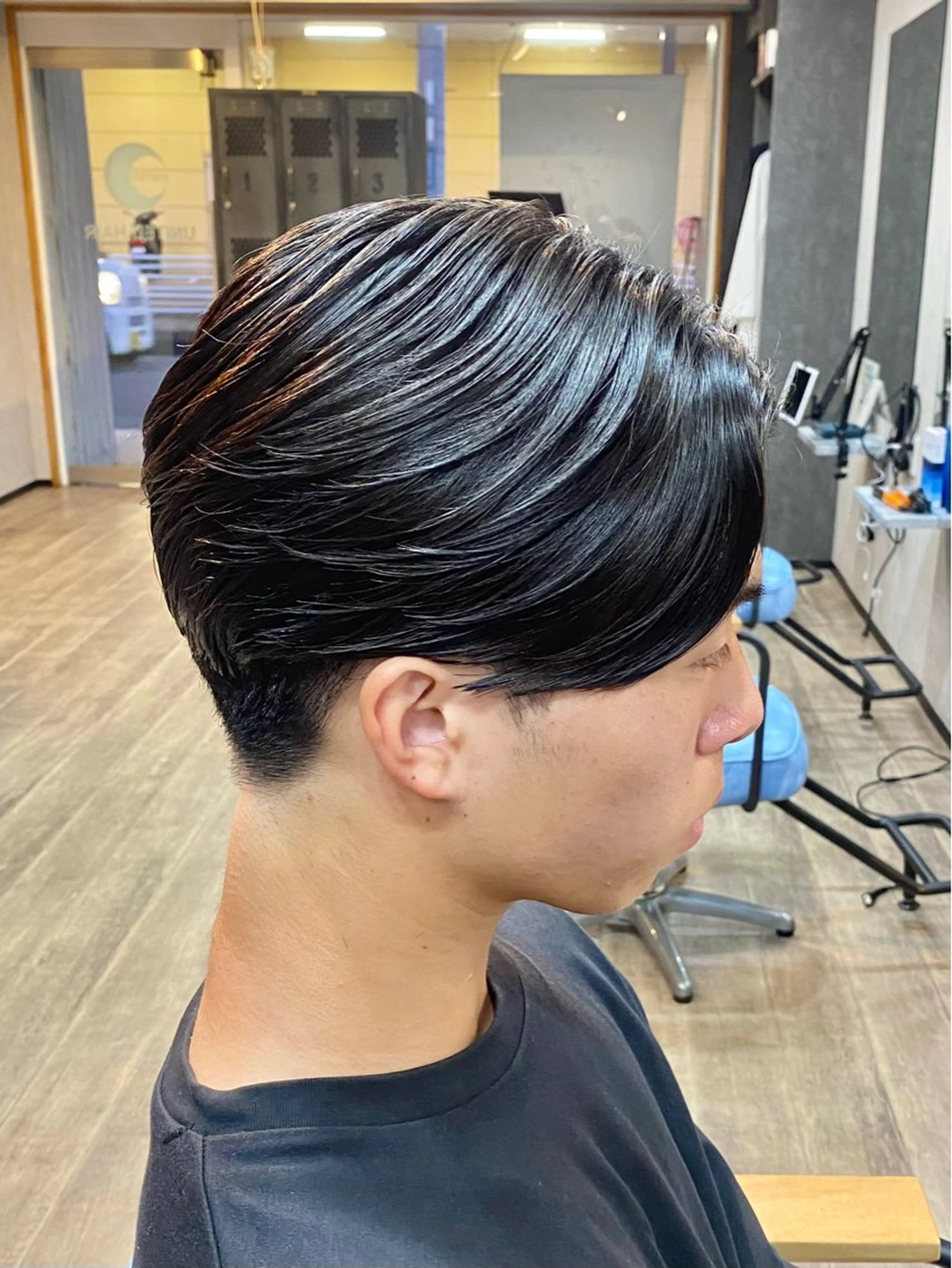 ミディアム ミディアムパーマ ハイライト 田口 慎士のヘアスタイル