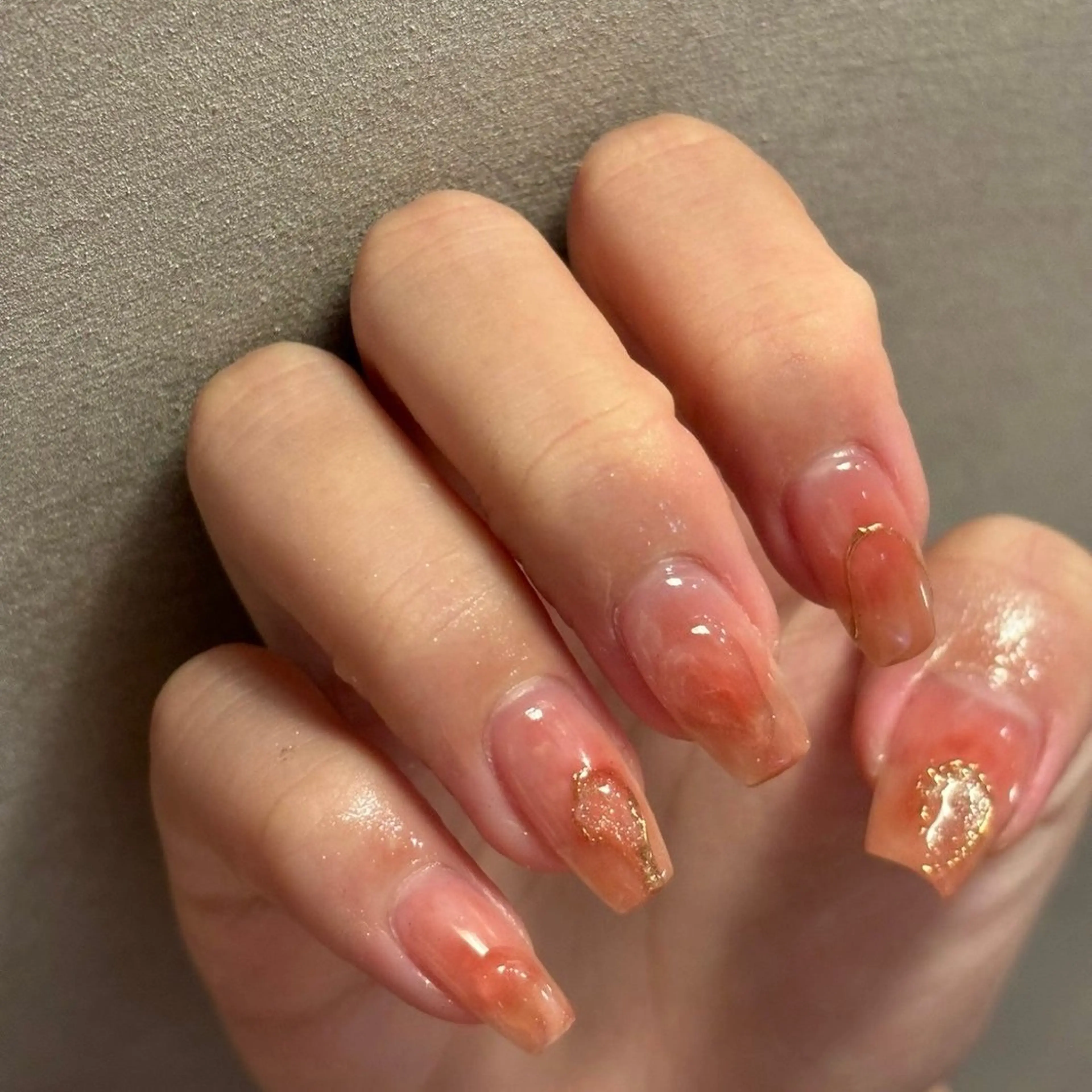 ネイル ニュアンスネイル aoi .のネイルデザイン