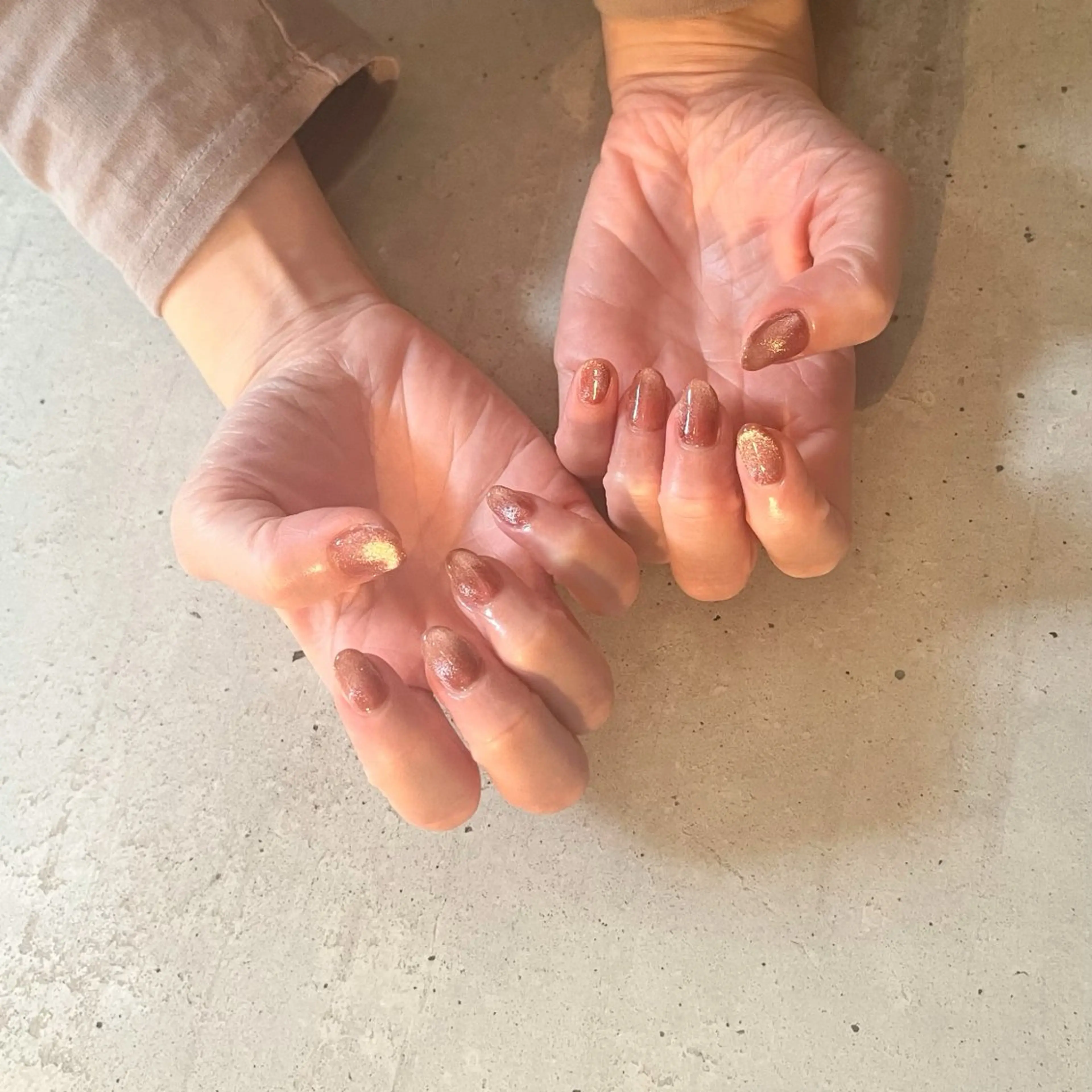 ネイル キラキラネイル マグネットネイル ハンドネイル DariL Ayaのネイルデザイン