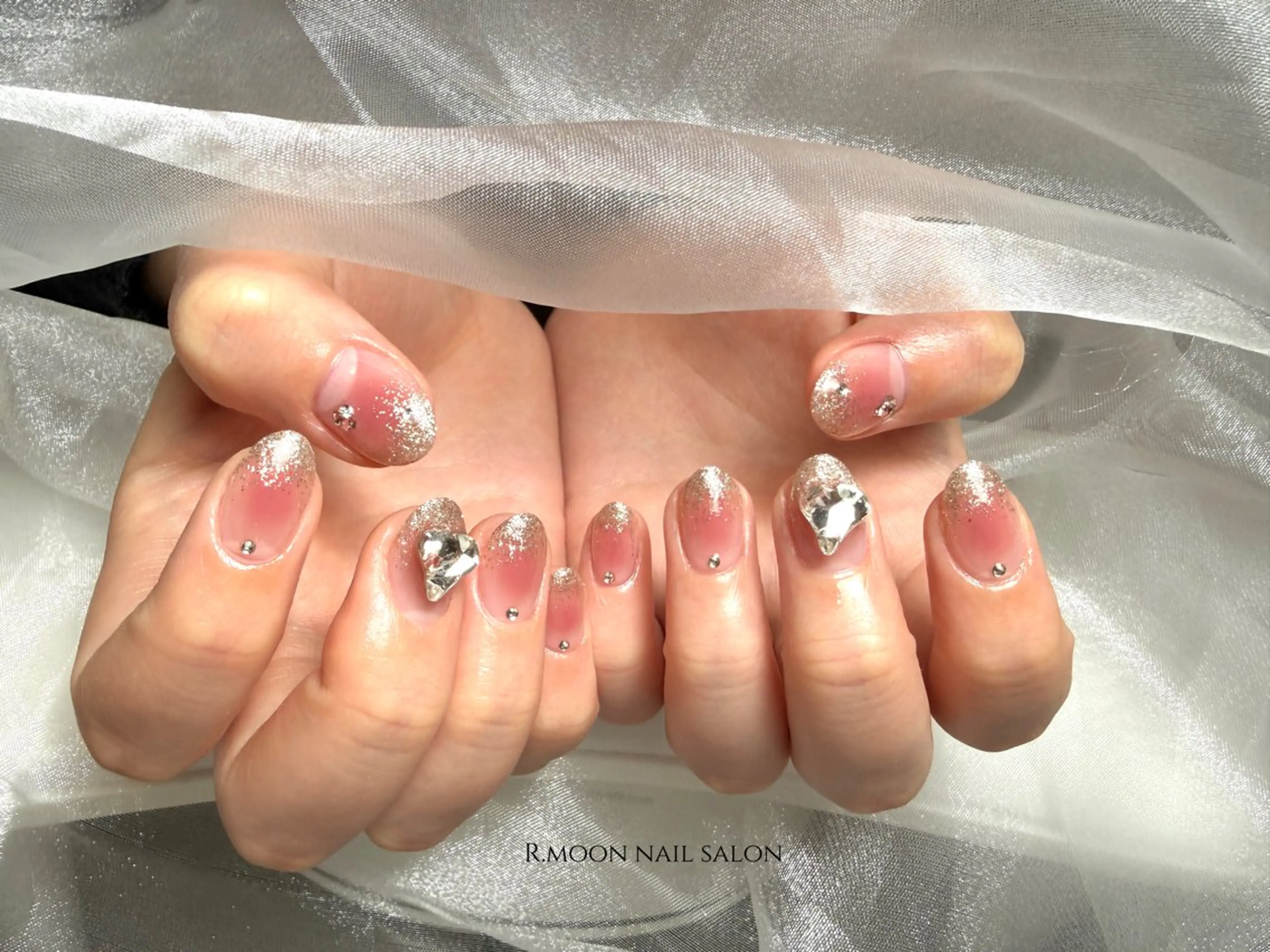 ネイル 韓国ネイル ワンホンネイル R.moon nail salonのネイルデザイン