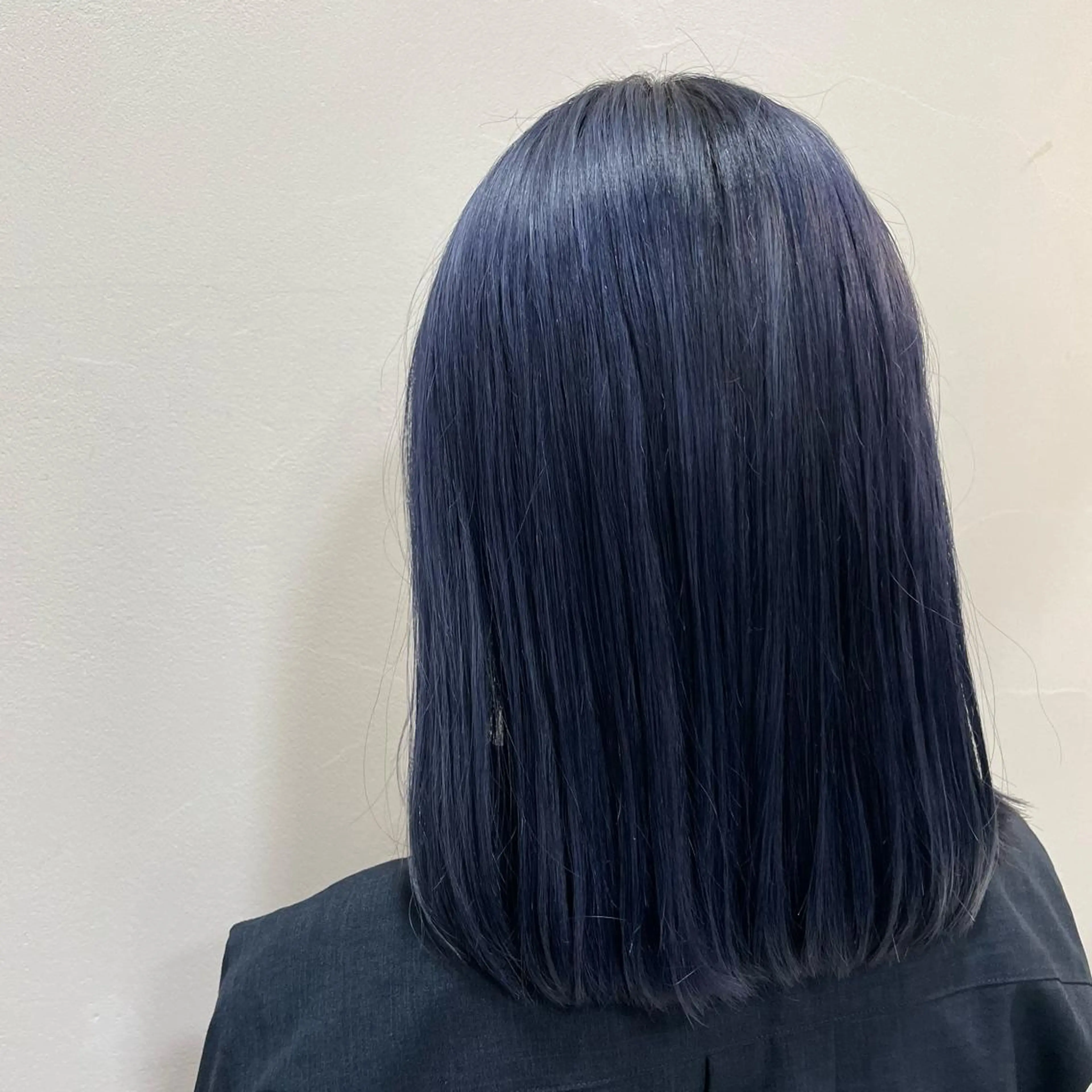 ミディアム カラー ブルーカラー ネイビーカラー 🌼杉田 胡桃🌼のヘアスタイル