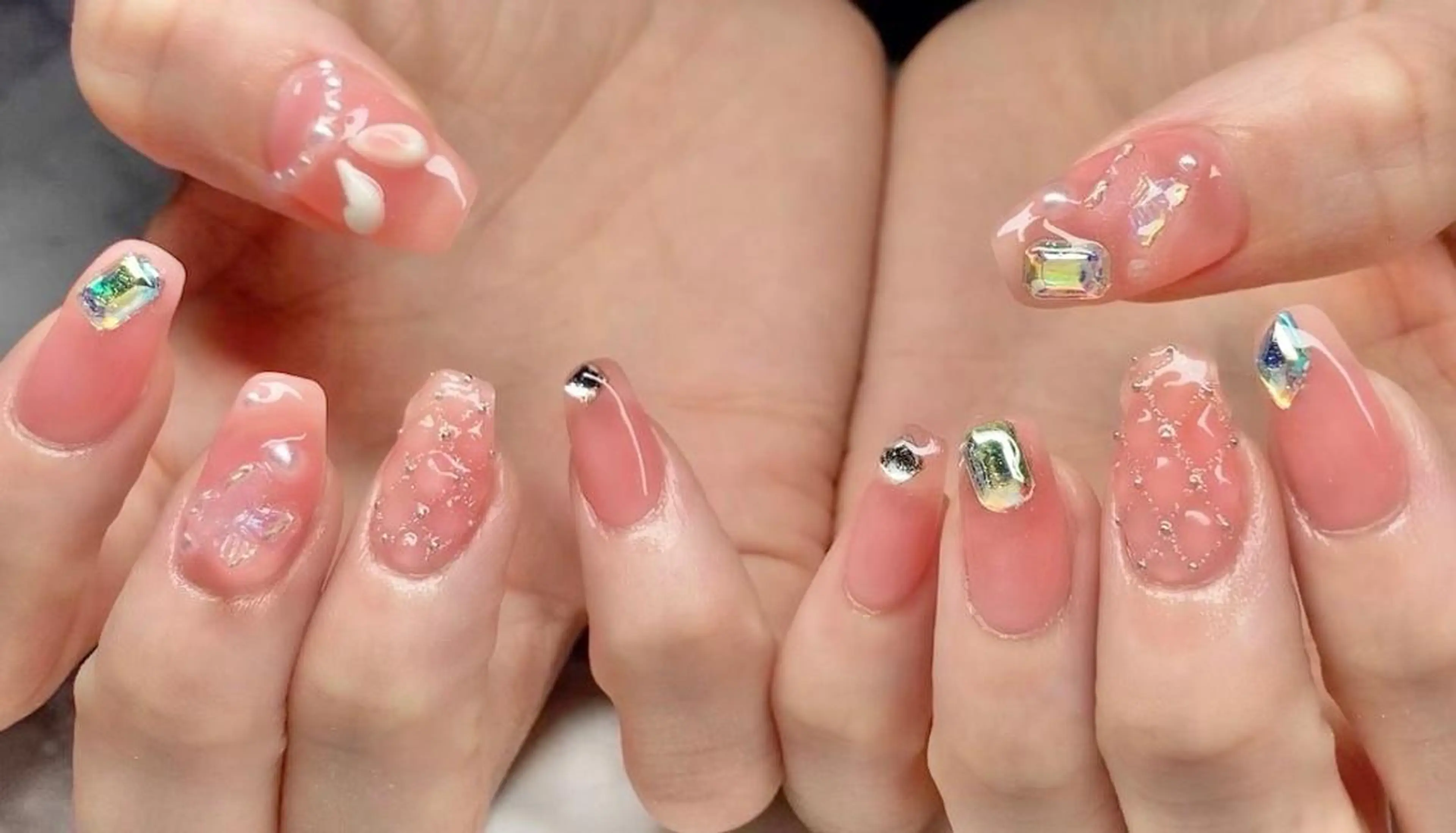 ネイル 長さ出し ジェルネイル 韓国ネイル マグネットネイル 持ち込み ハンドネイル Nail&eye Belire 新宿のネイルデザイン