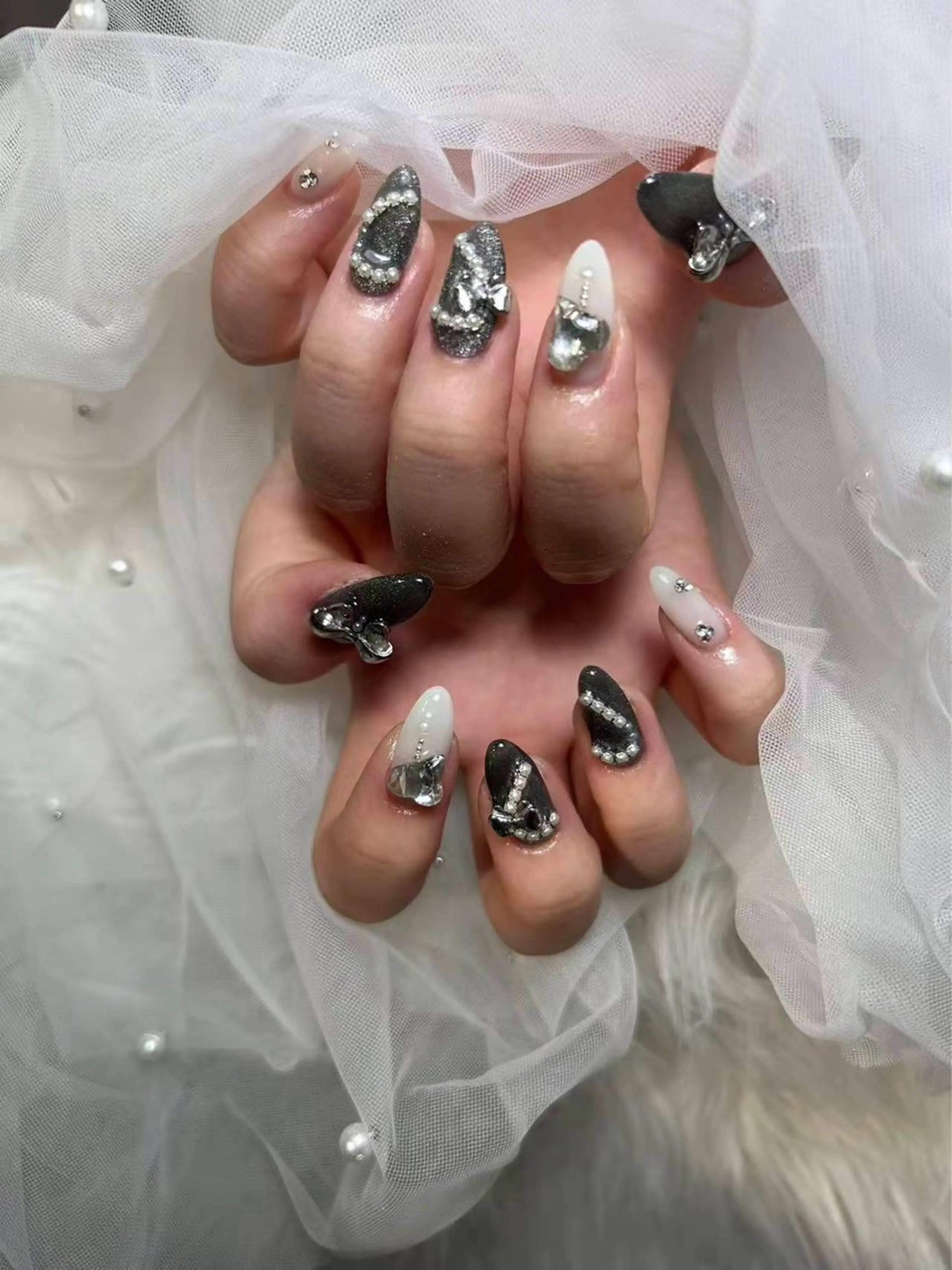 ネイル ハンドネイル 🌈 Laule'aのネイルデザイン