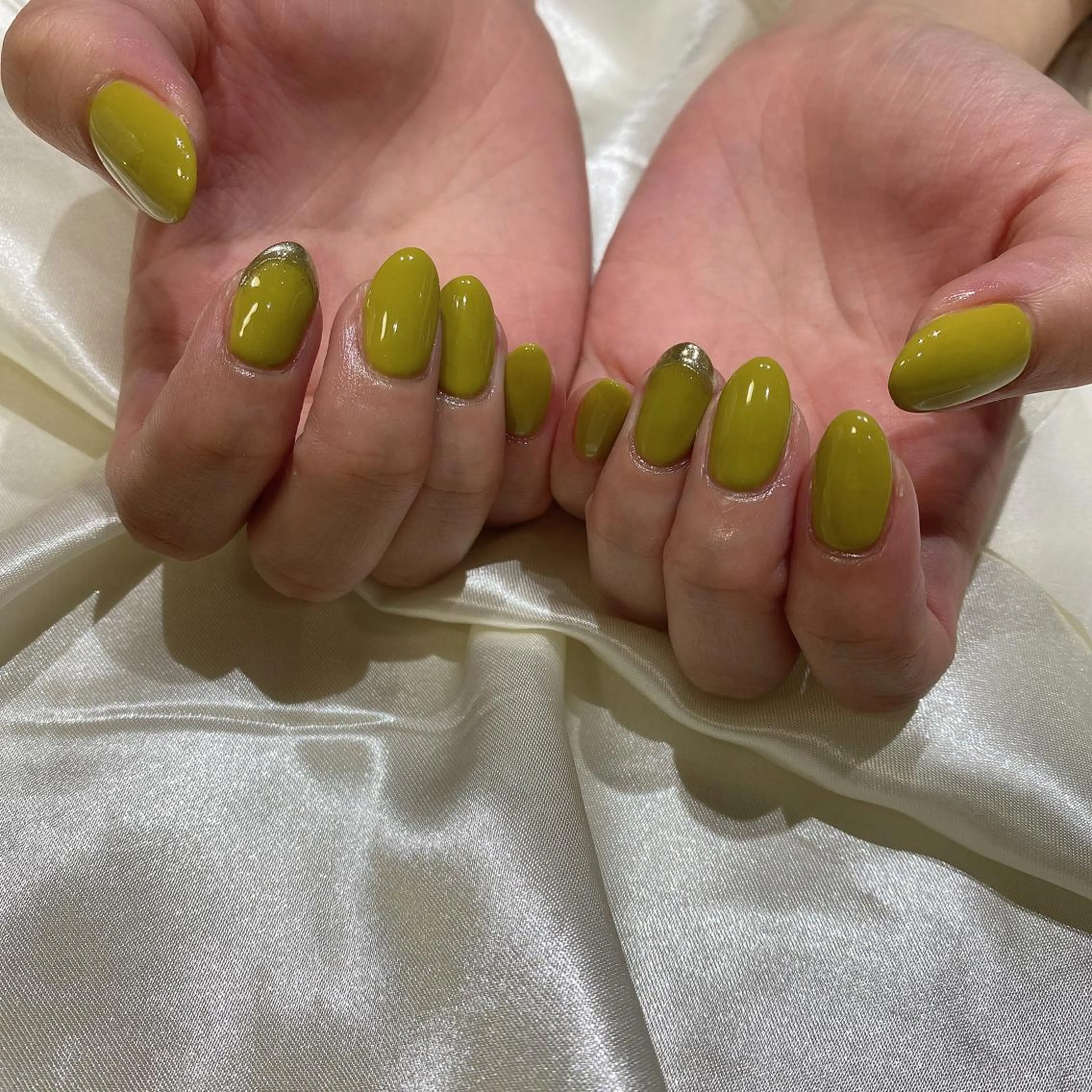 ネイル ハンドネイル 西岡 杏のネイルデザイン