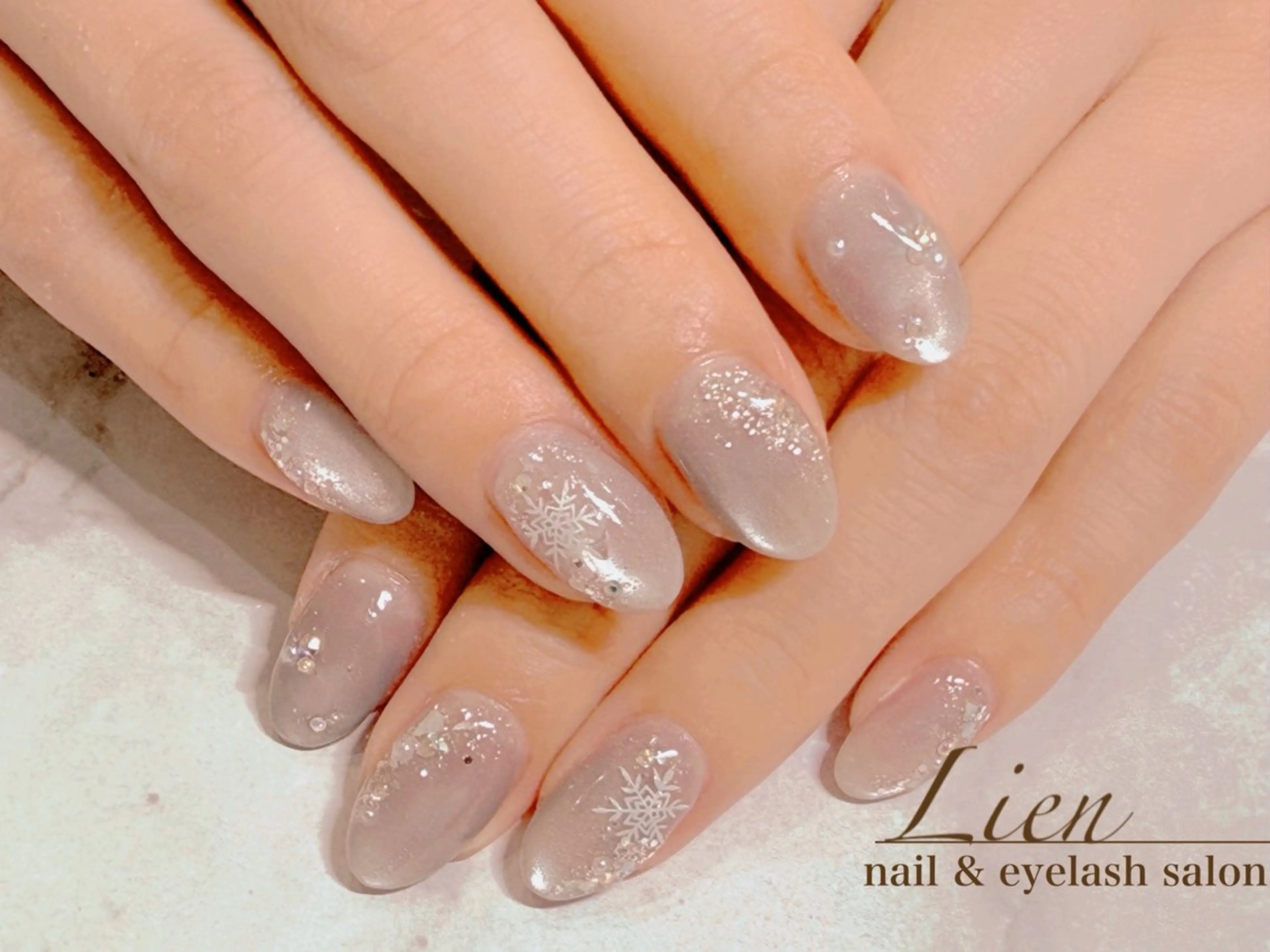 ネイル 長さ出し フットネイル フレンチネイル ジェルネイル ガラスフレンチ ハンドネイル Lien（リアン） 銀座駅6分のネイルデザイン