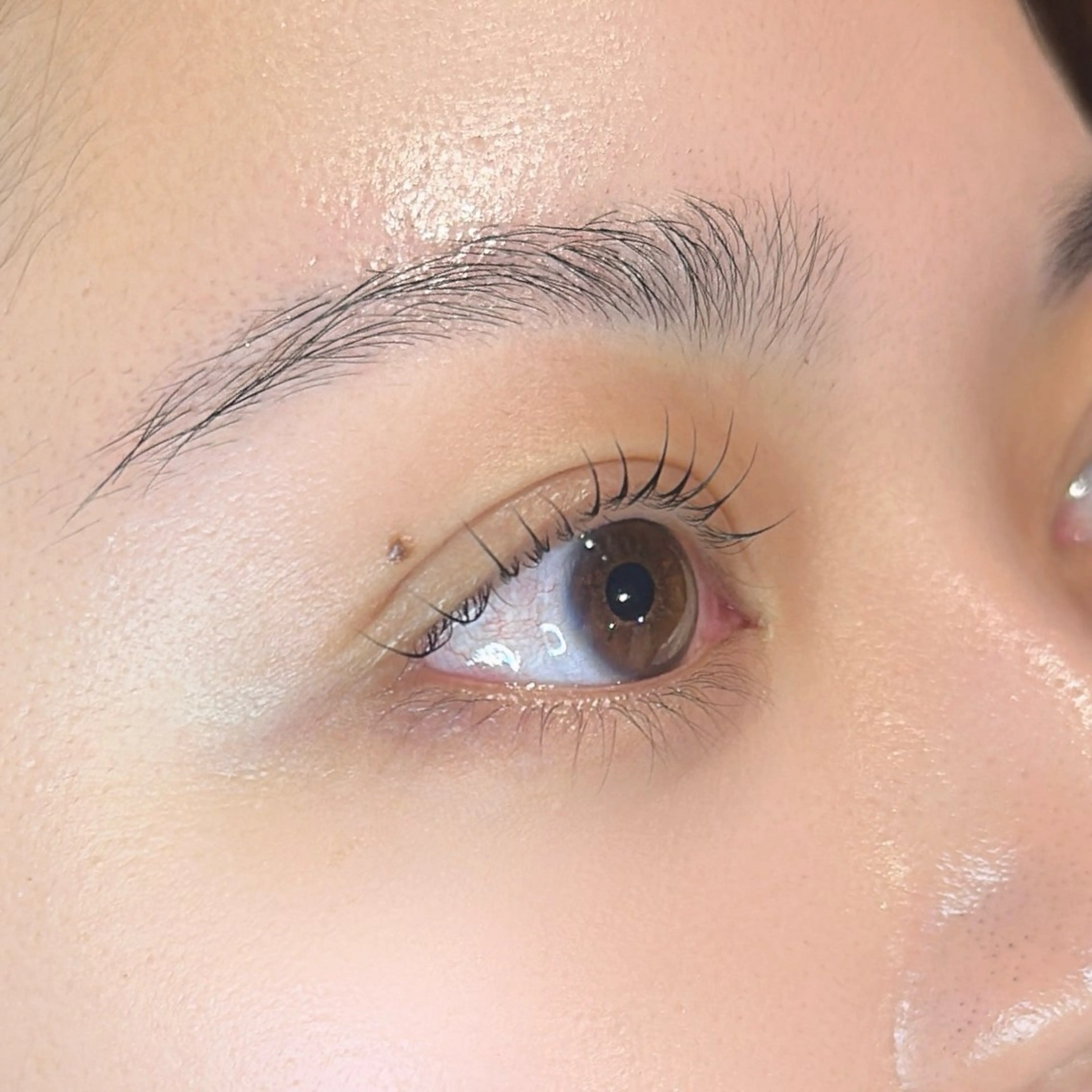 マツエク・マツパ 韓国風マツエク パリジェンヌラッシュリフト まつげパーマ 一重×まつ毛パーマ マツパ mako 🫧束感まつ毛のマツエク・マツパデザイン