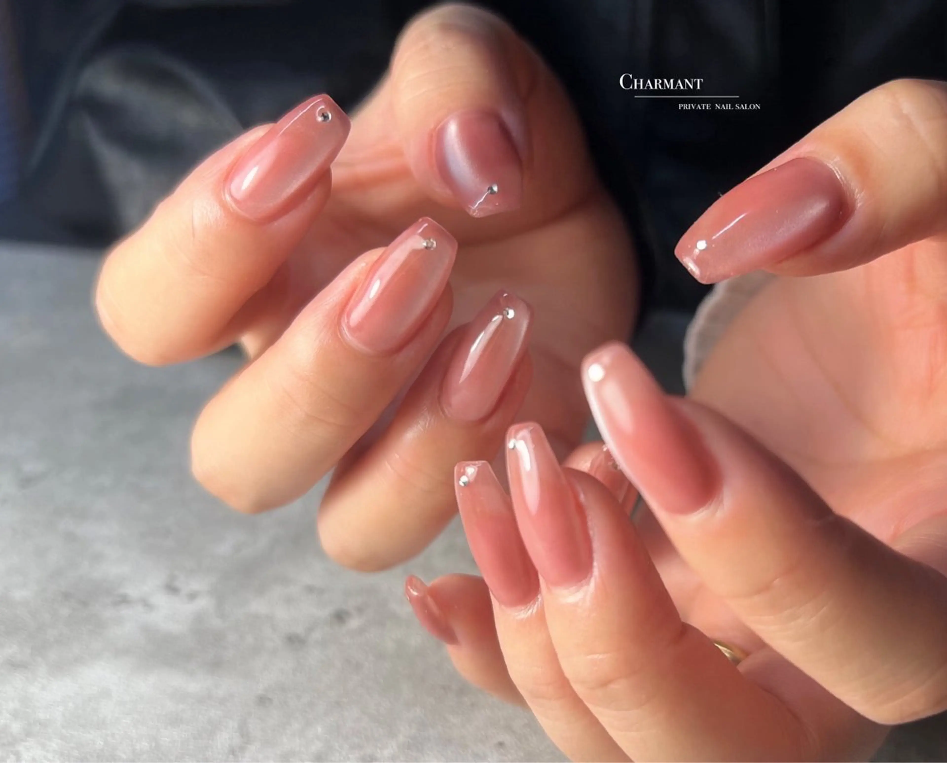 マグネットネイル💅🏻オフなし❤️パーツ無料【派手ネイル要相談】の写真