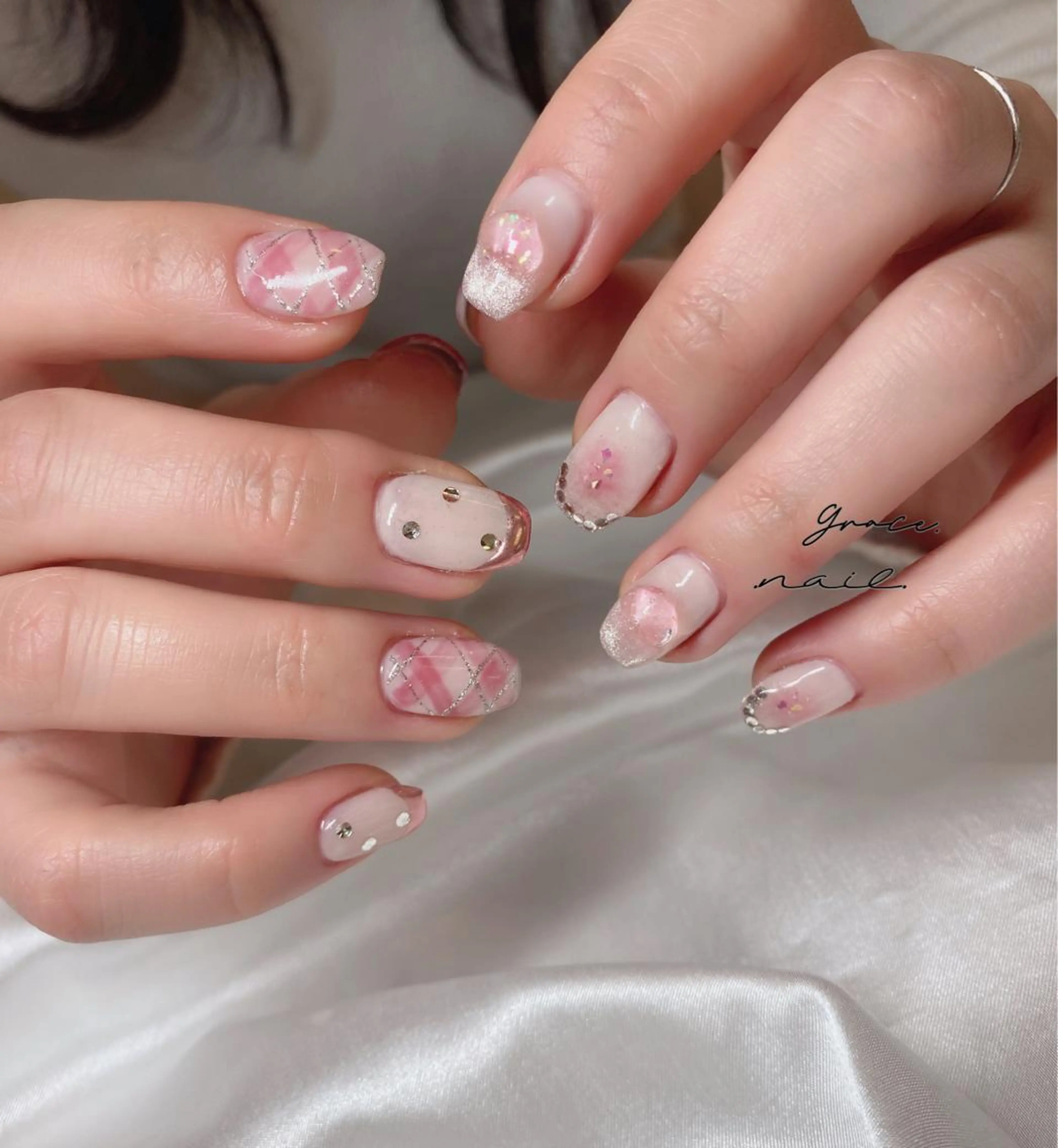 ネイル ハンドネイル ☆*。Grace Nail。*☆のネイルデザイン
