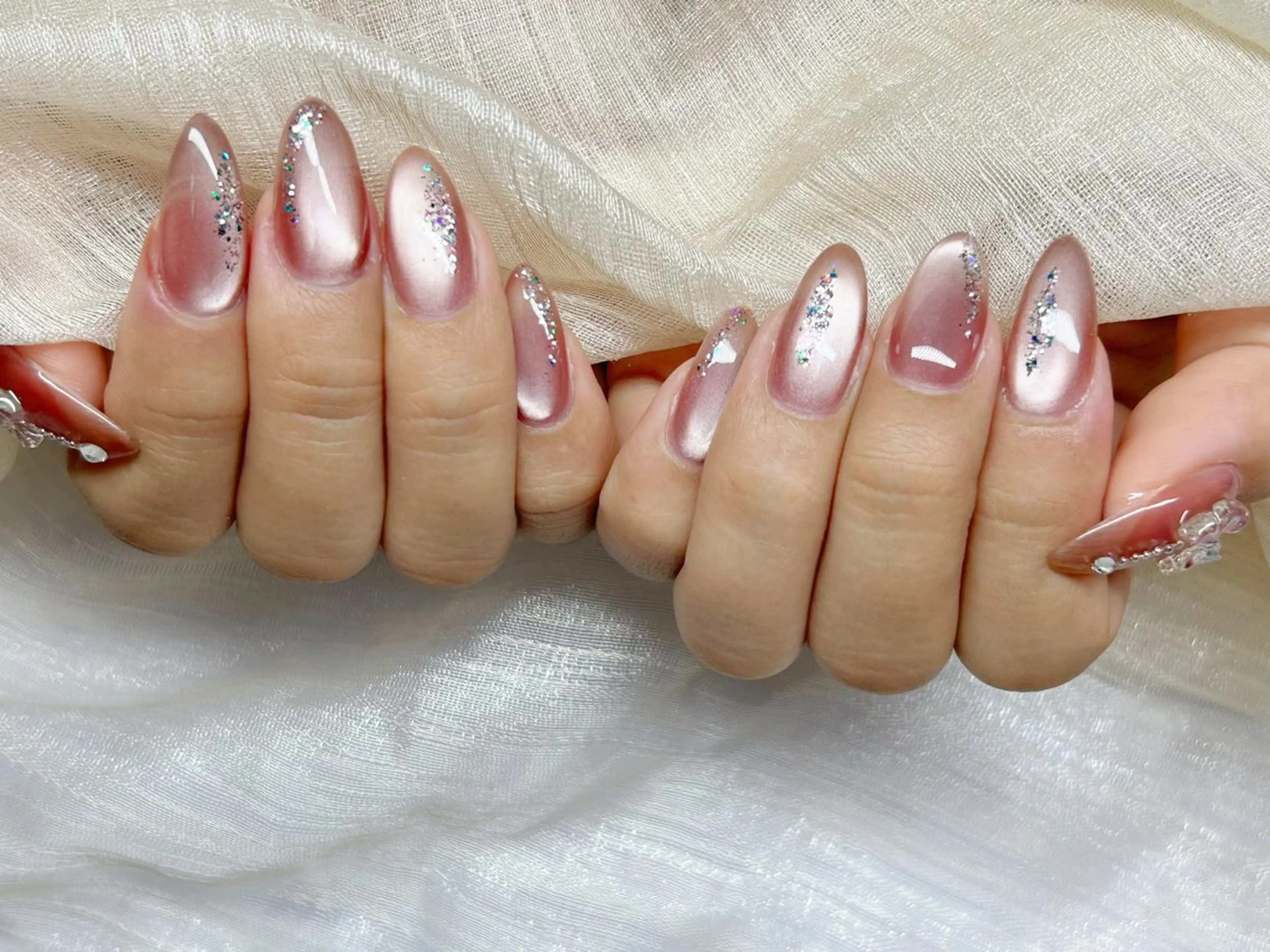 ネイル アートネイル 成人式 長さ出し フットネイル マグネットネイル ハンドネイル Lino Nailのネイルデザイン