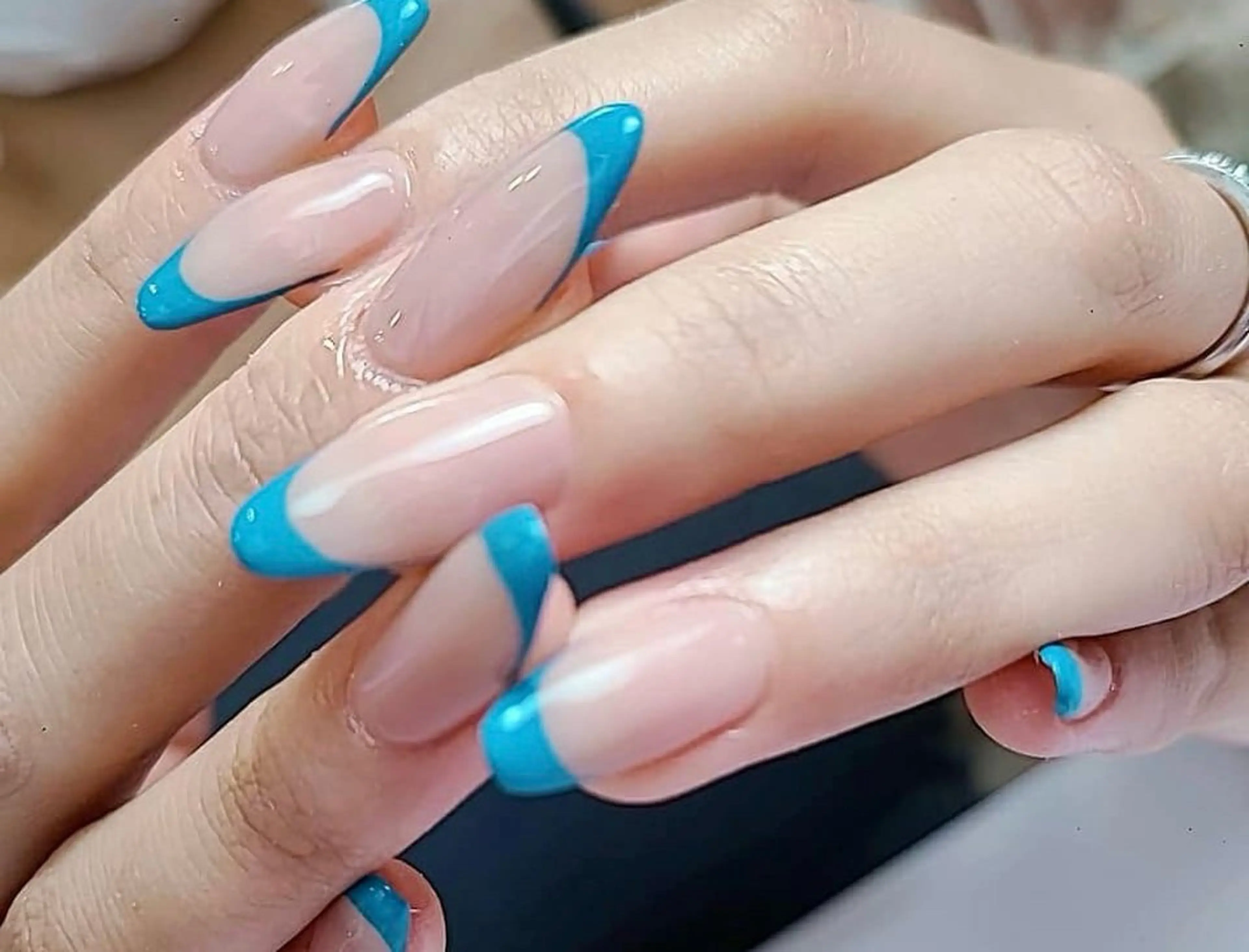 フレンチネイル💅【オフ無し】の写真