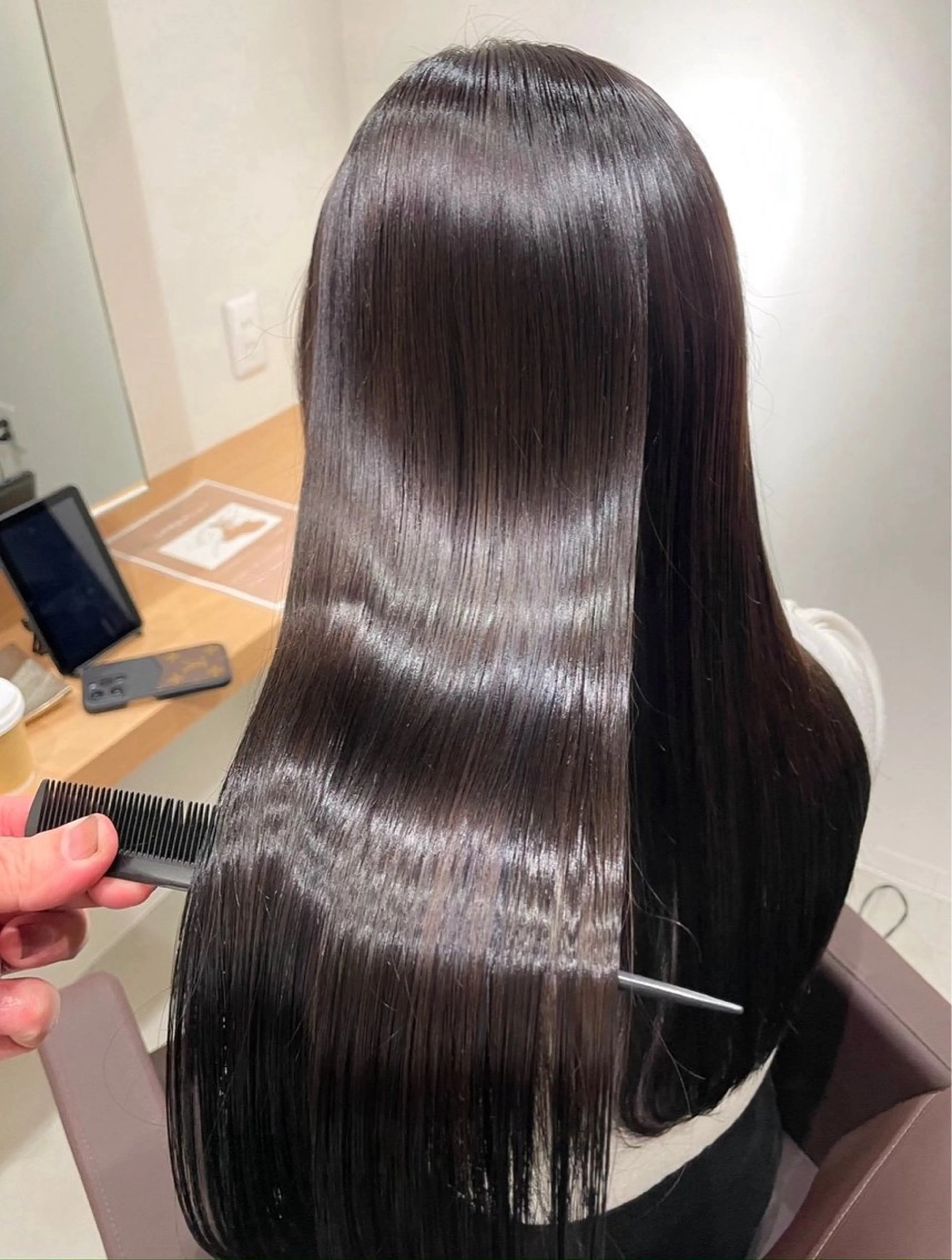 ロング ショートボブ ロングレイヤー アッシュ ボブ 顔周りカット ヘアカラー 戸野綾音🍒 ／attraitのヘアスタイル