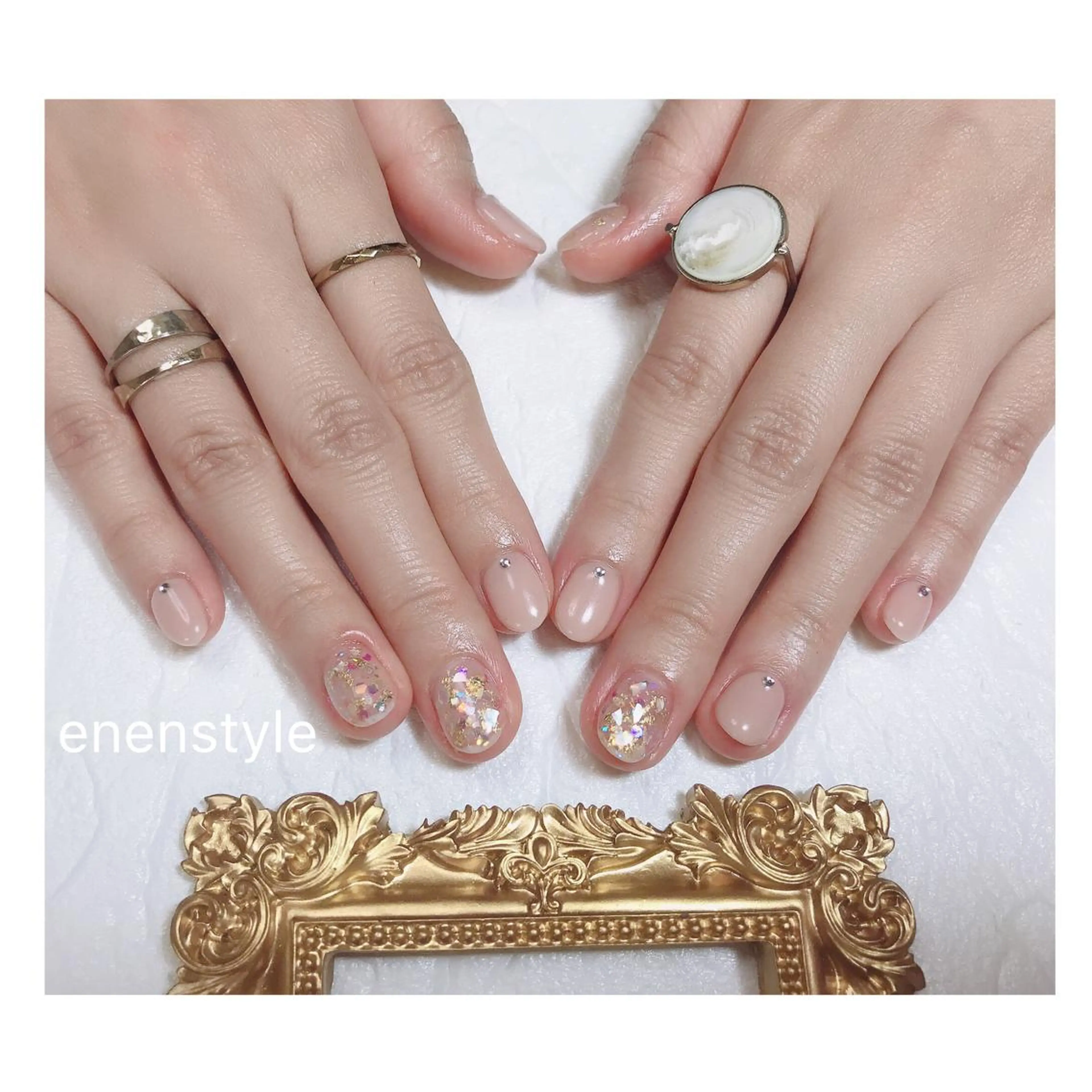 ショート ネイル ジェルネイル ニュアンスネイル オフィスネイル ワンカラーネイル シンプルネイル ハンドネイル 👑enen style👑のネイルデザイン