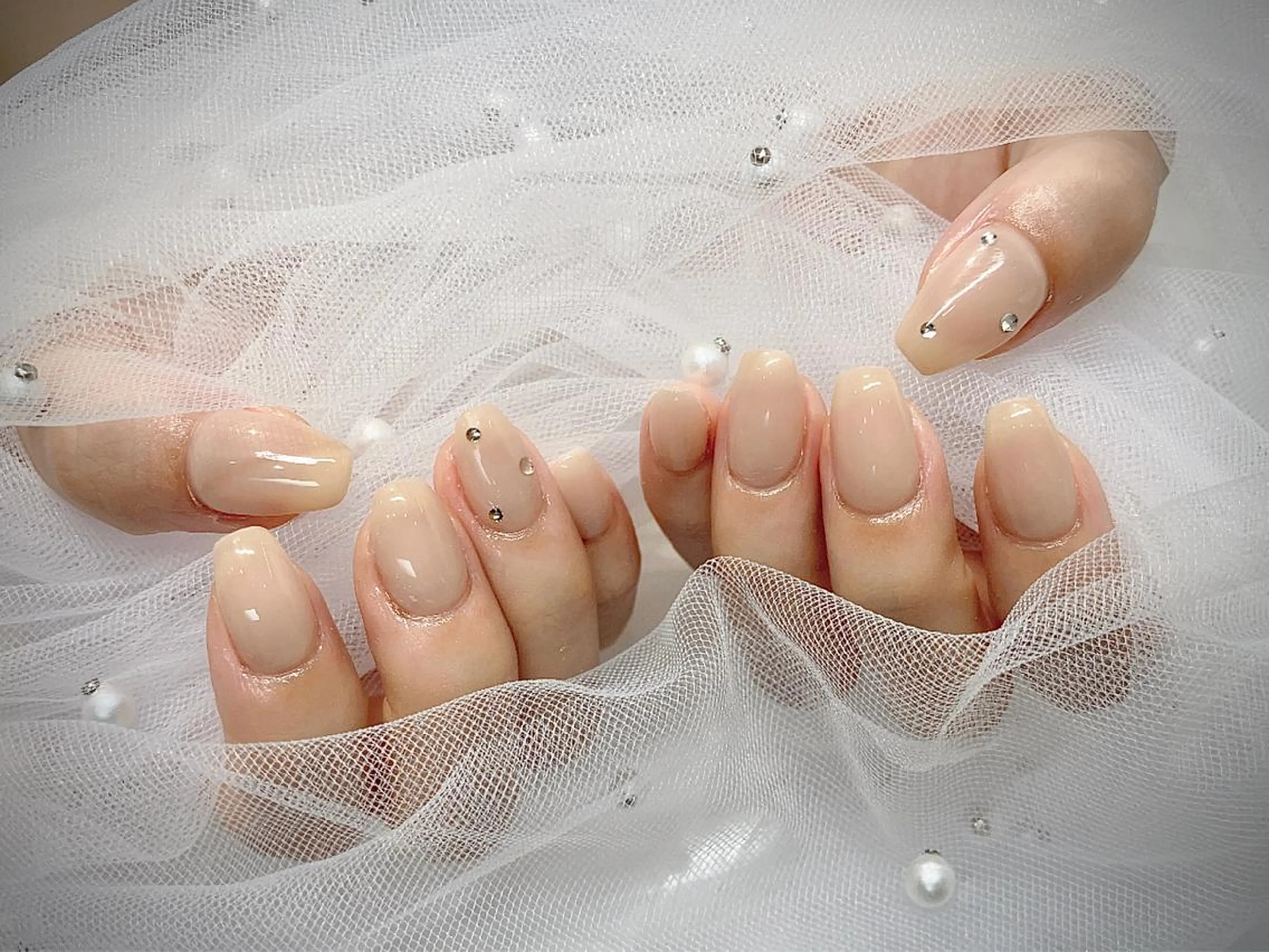 ネイル I-nailロング /ワンホン/キラキラのネイルデザイン