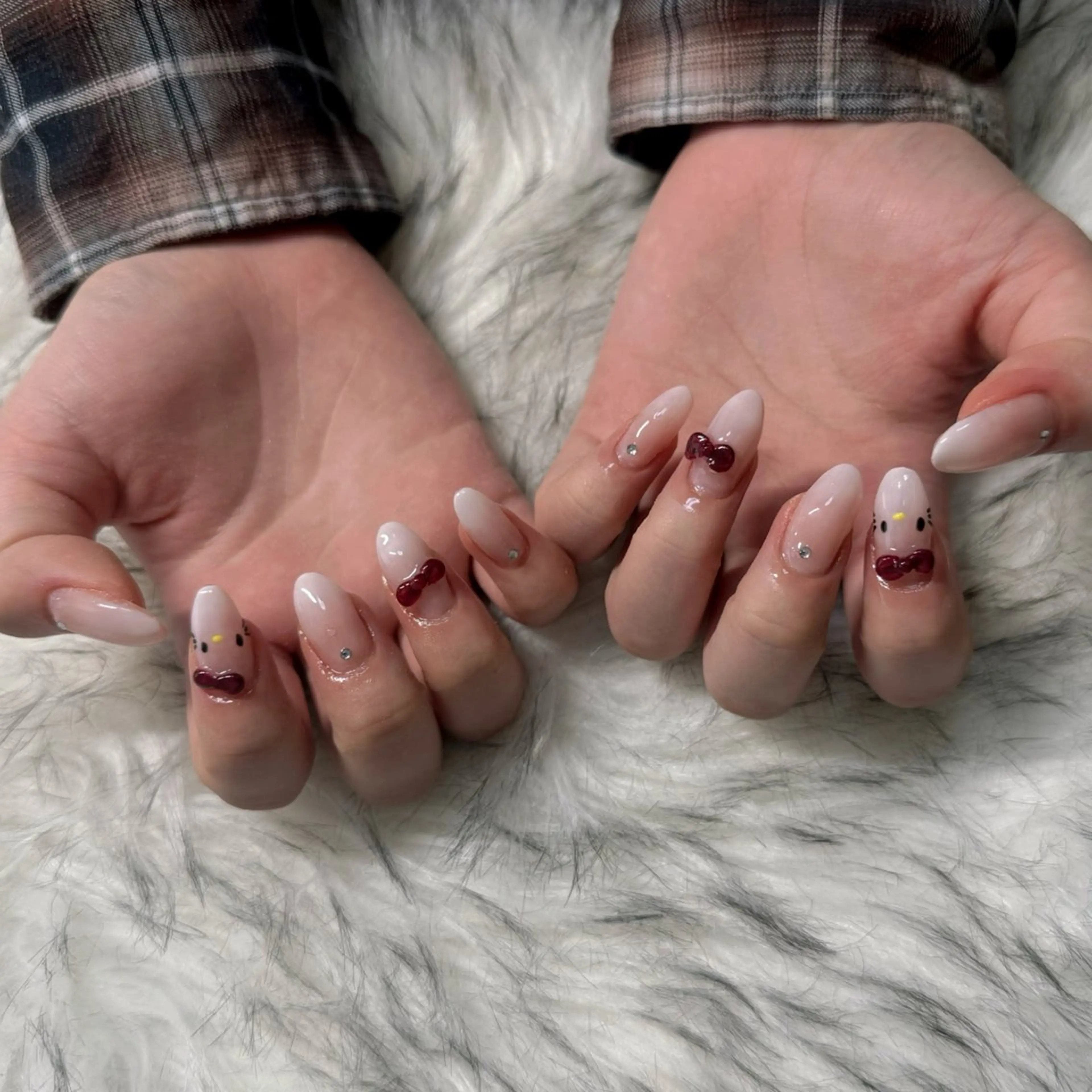 セミロング ハンドネイル mao .のネイルデザイン