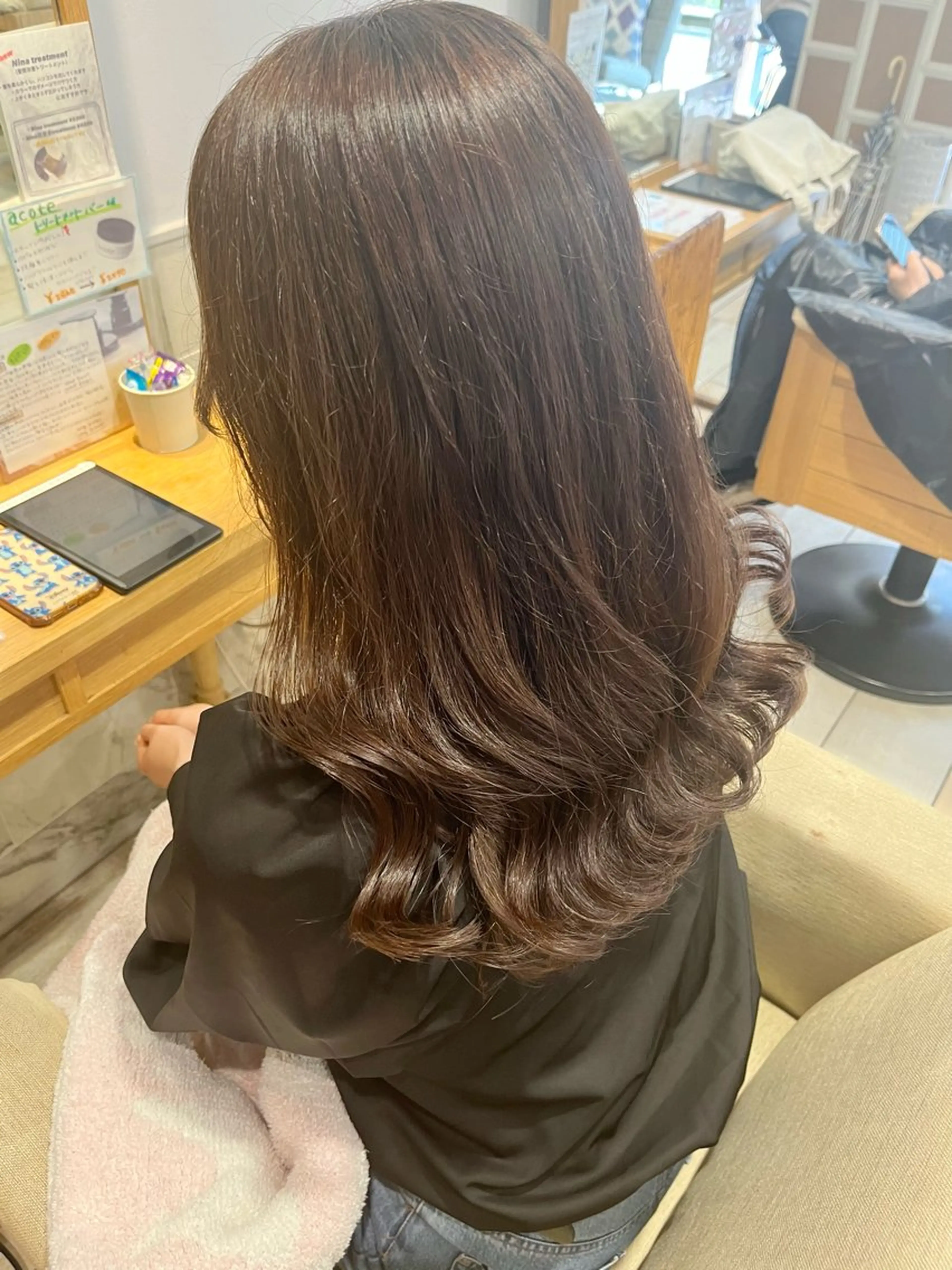 ミディアム 勝野 優佳のヘアスタイル