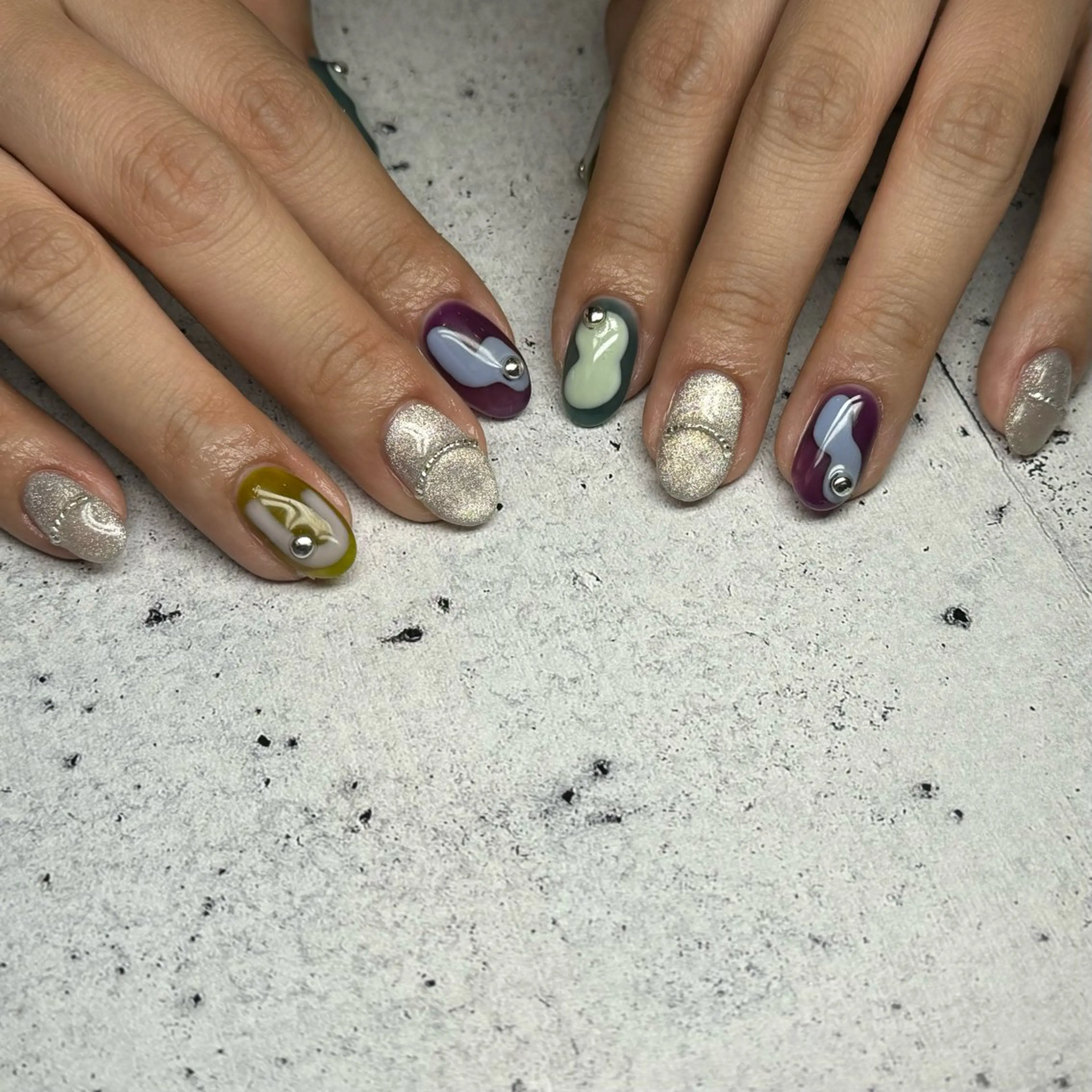 ネイル 春ネイル ハンドネイル 𝐫𝐚𝐢 𝐧𝐚𝐢𝐥の眉毛・アイブロウイメージ