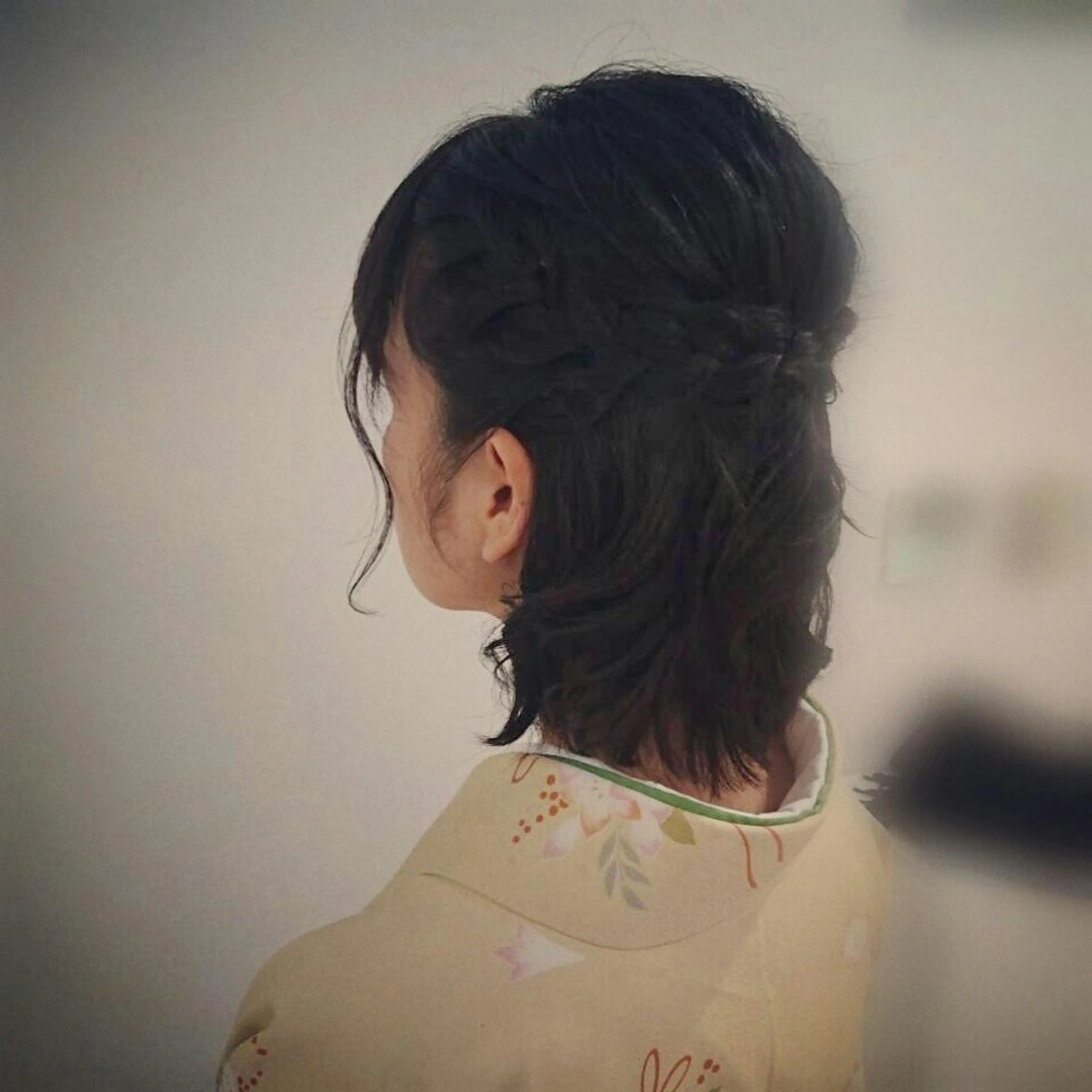 ヘアアレンジ 卒業式のヘアスタイル 着付け scinrire サンリールのマツエク・マツパデザイン