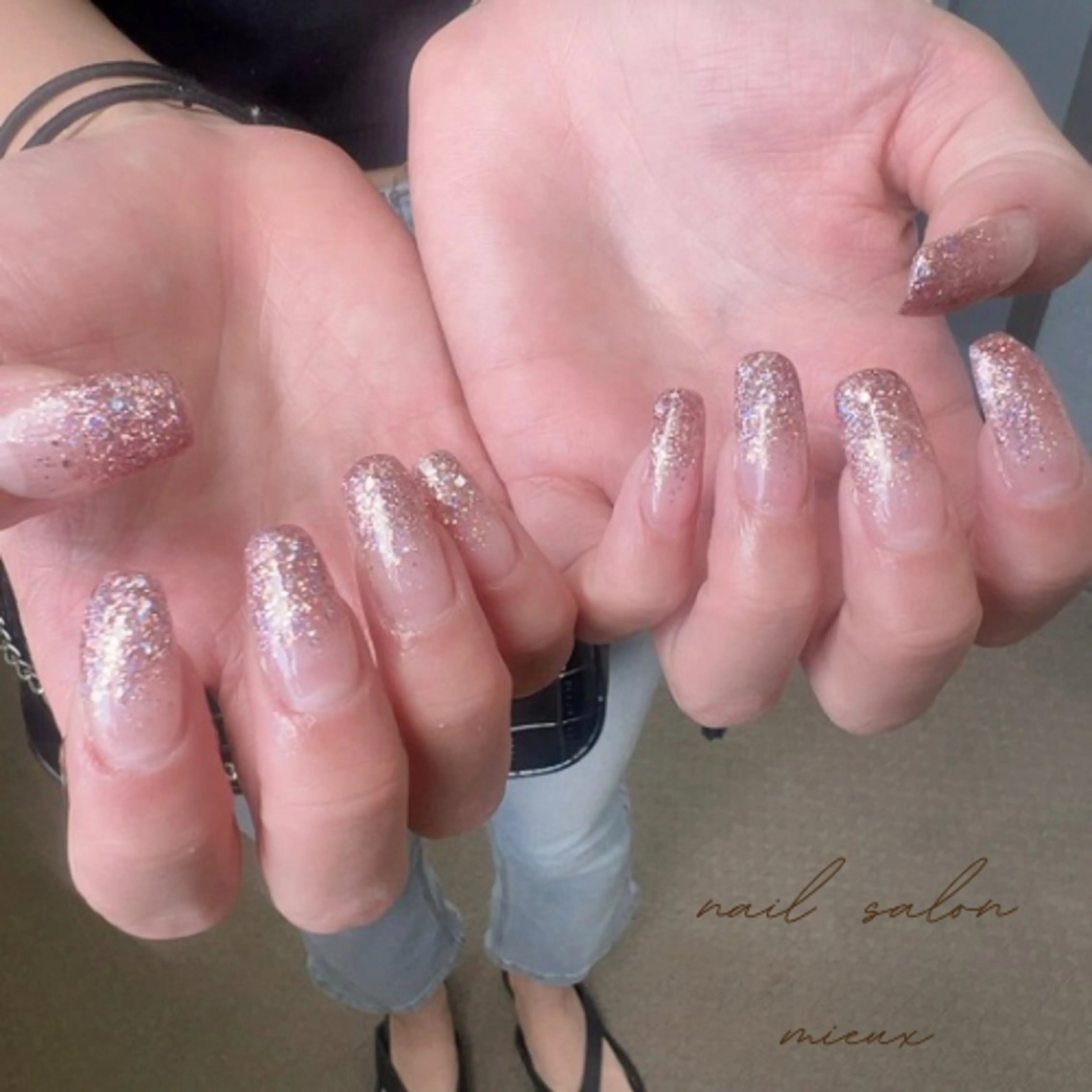 グラデーション🤍の写真