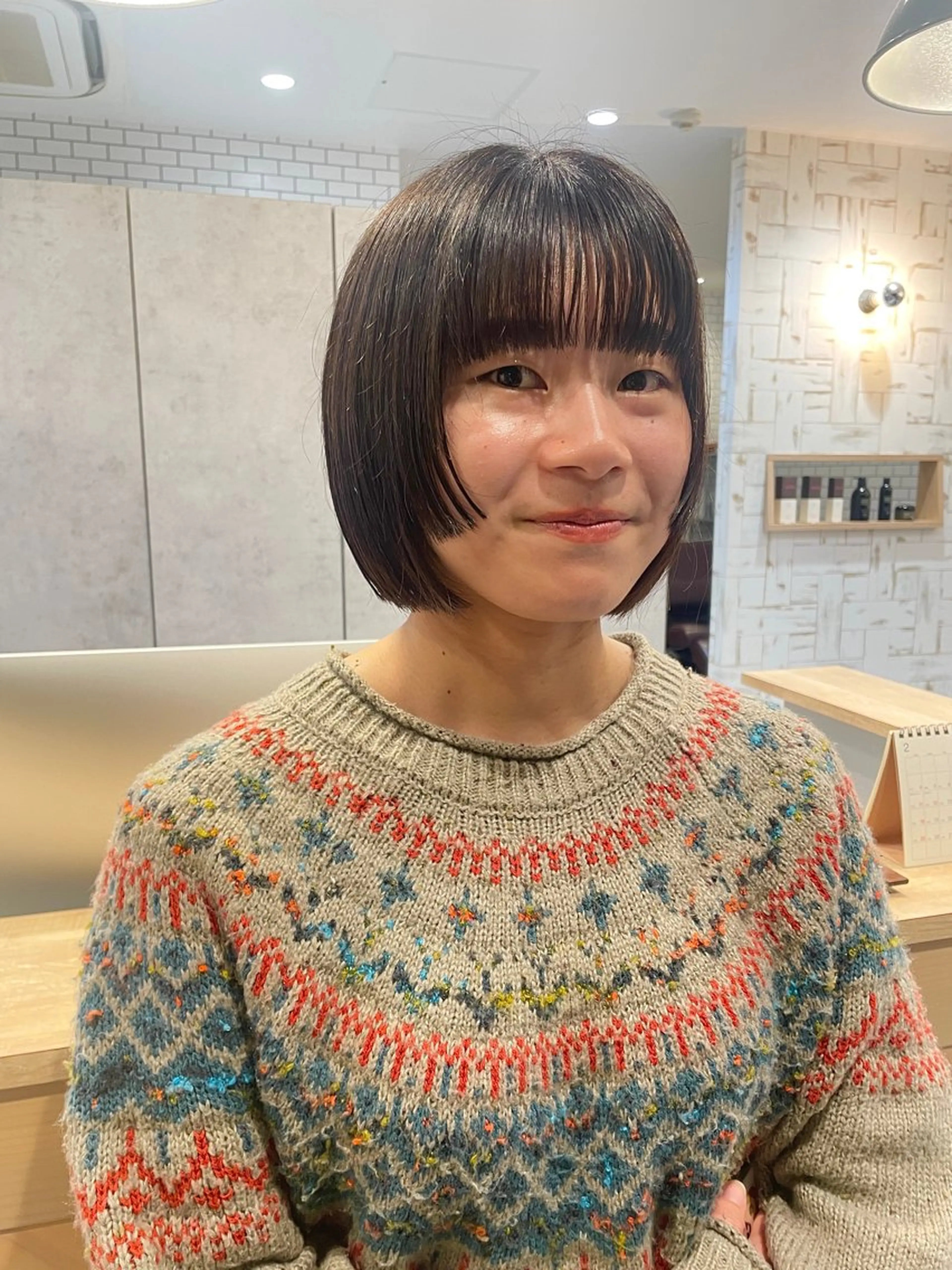 ショート ofF élua所属・🌵ボブ/切りっぱな し/ショート藤長芽生のヘアスタイル