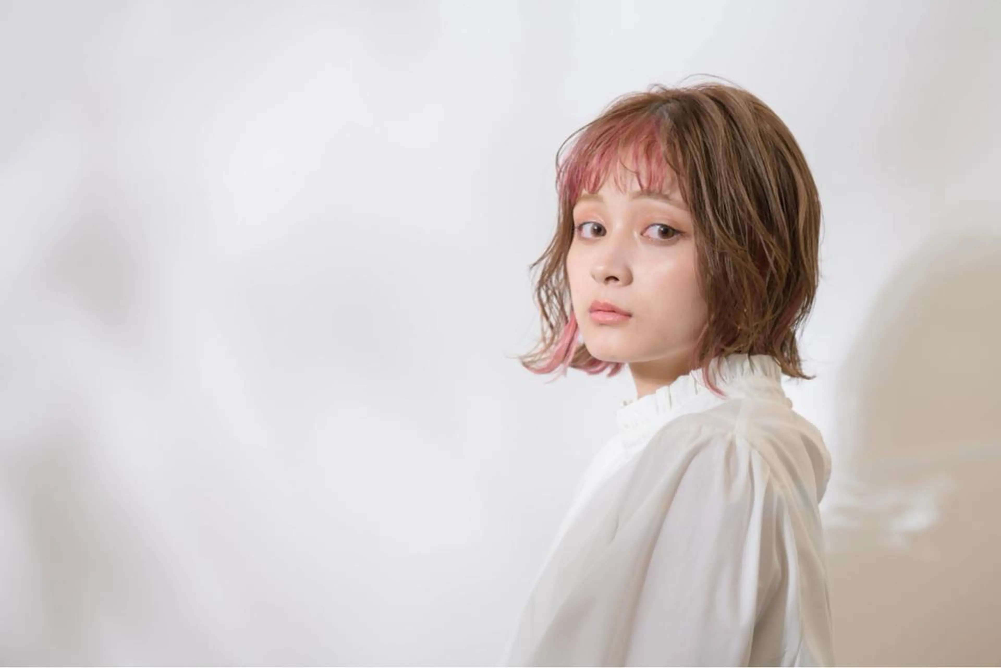 ミディアム カット ヘアカラー ボブ/美髪矯正 /佐藤　奈巳のヘアスタイル