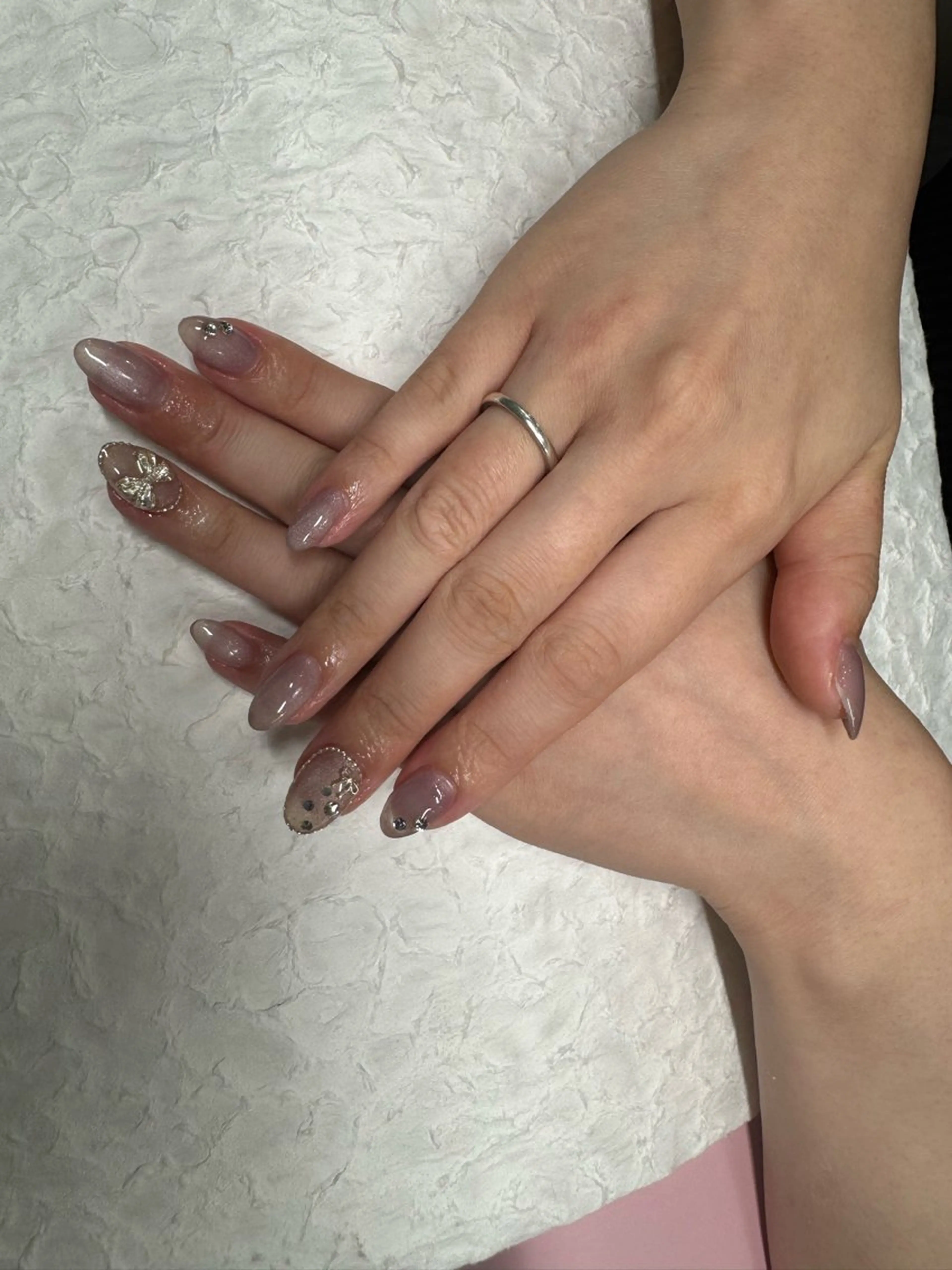 ネイル 長さだし専門店）H‘ami nailsalon新大久保所属・金子 希のネイルデザイン