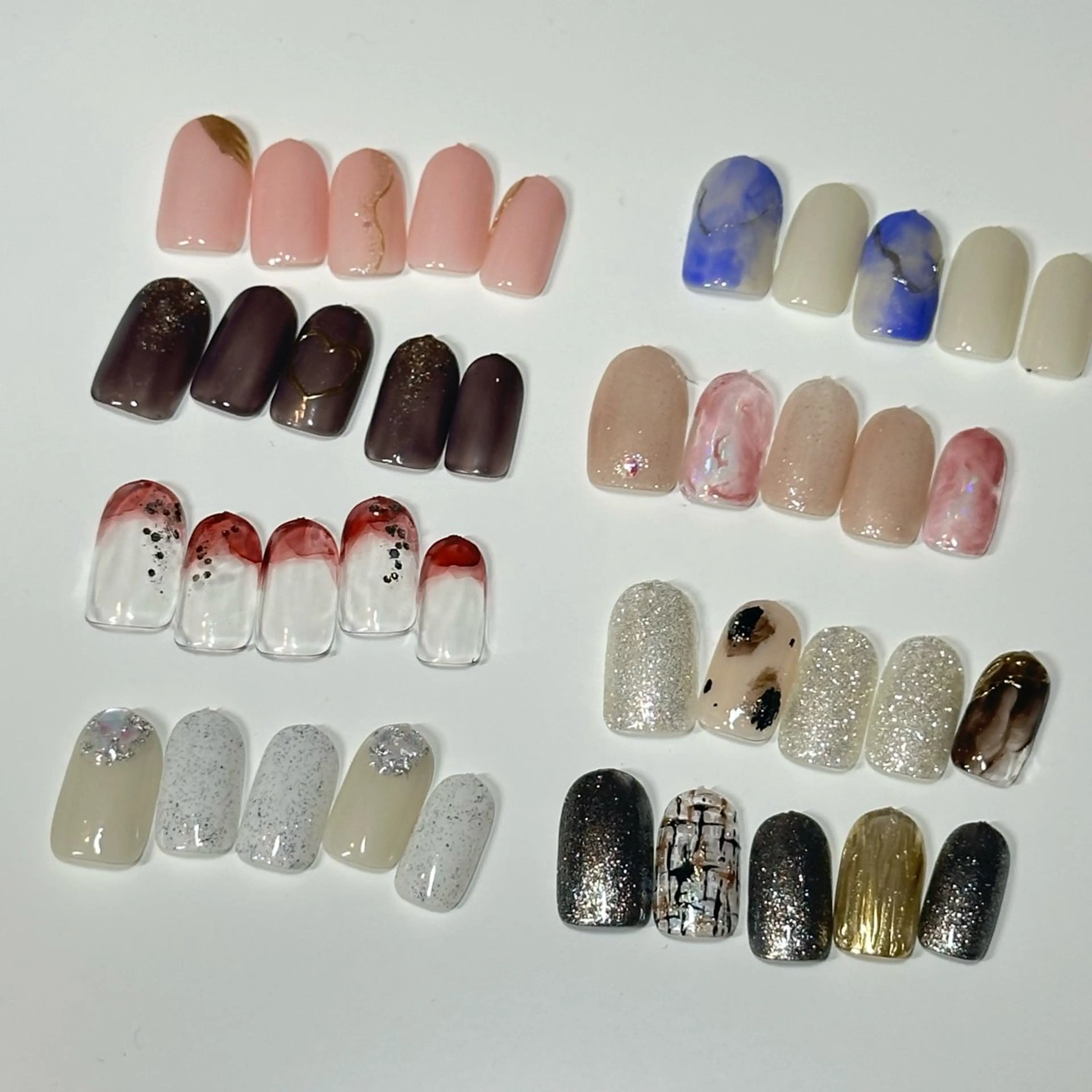 【オフ込】定額シンプルデザインハンドネイルの写真