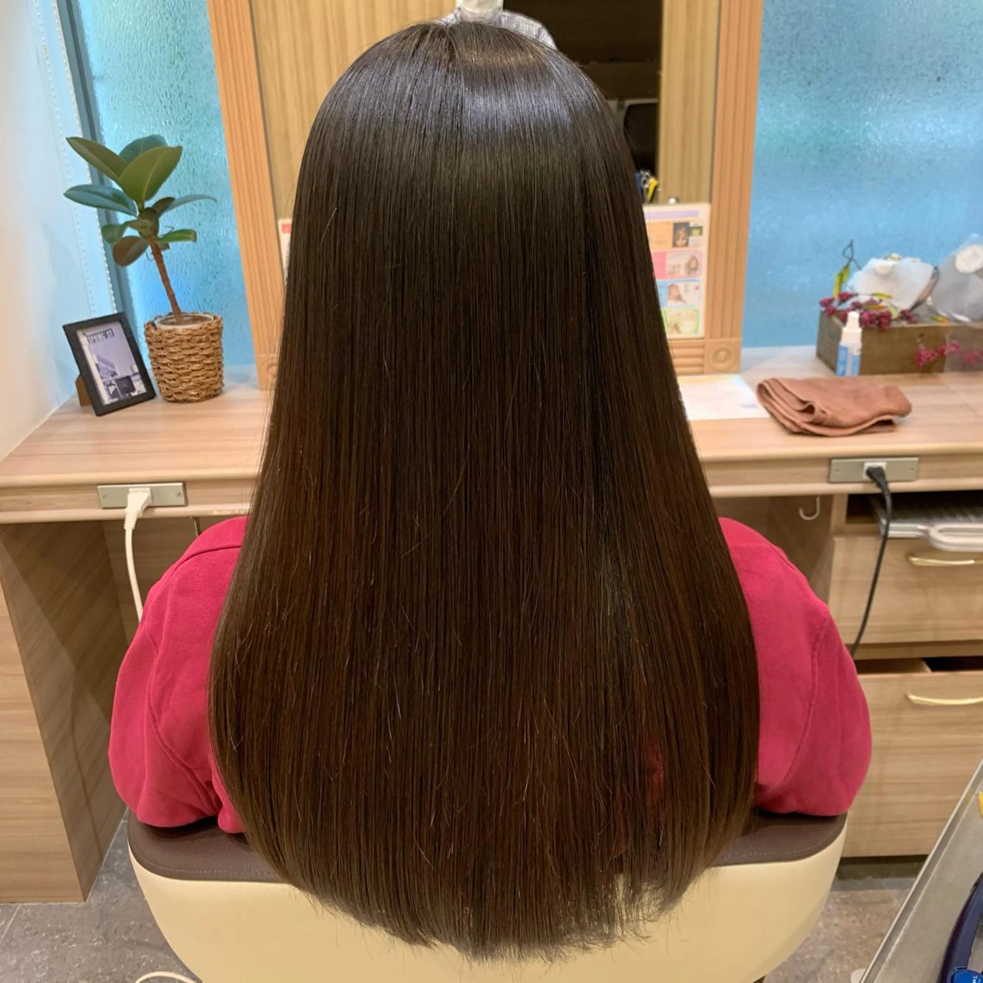 ロング 酸性ストレート 縮毛矯正 トリートメント 美髪矯正/髪質改善 /ヨナミネのヘアスタイル