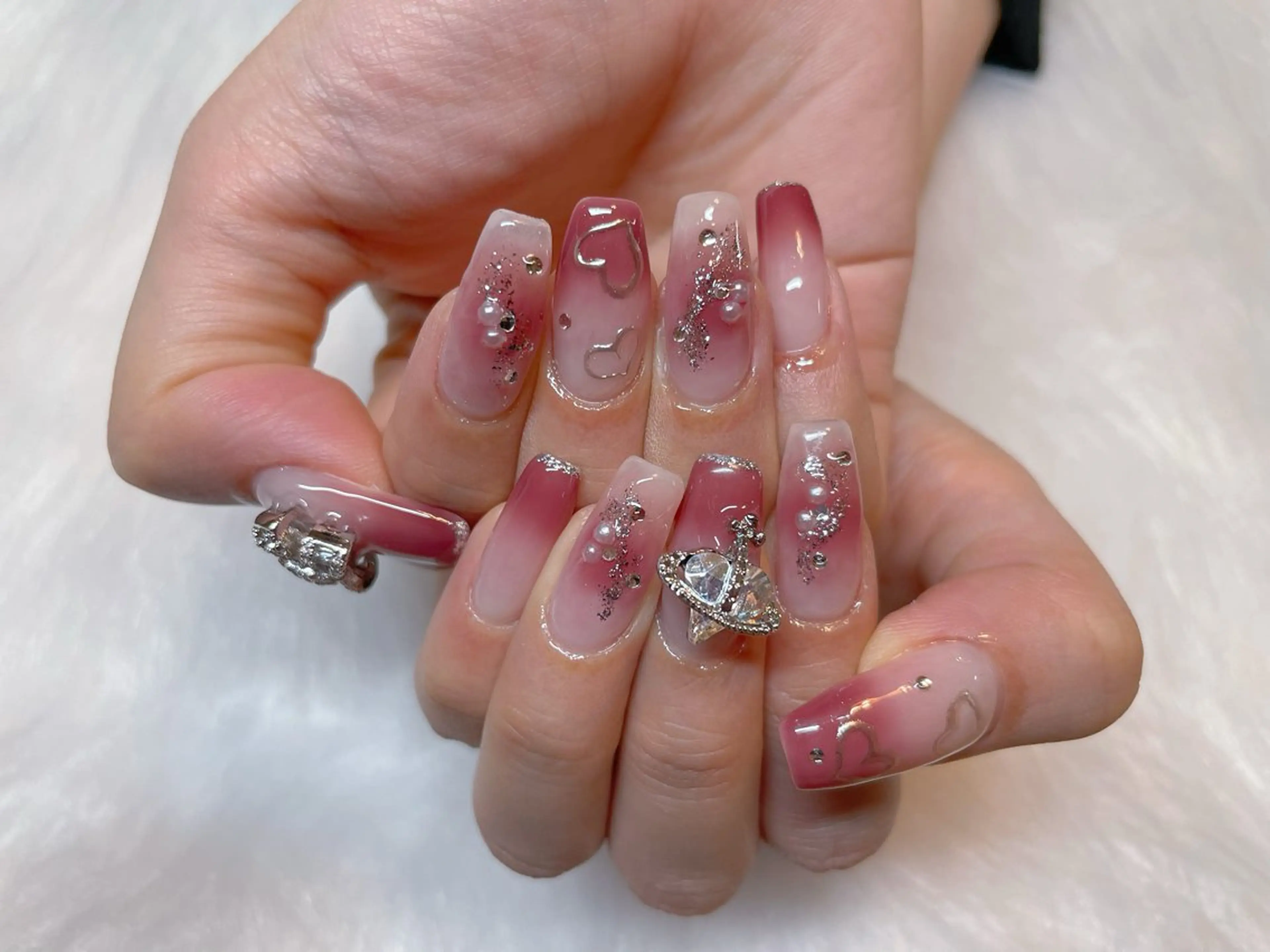 ネイル バレンタイン エン Nail salonのネイルデザイン