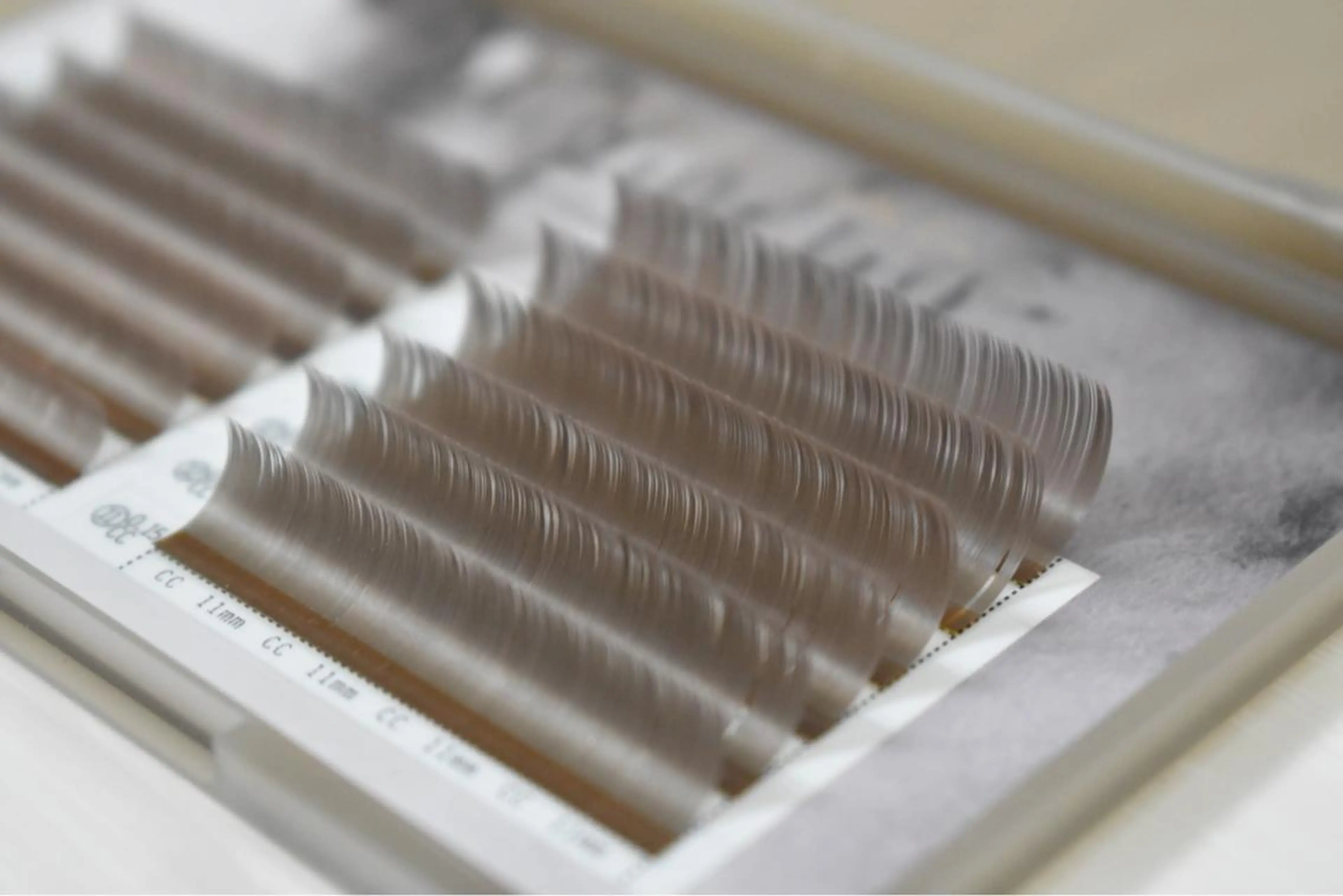 【ご新規様限定】ブラウンエクステ　120本(片目60本)の写真