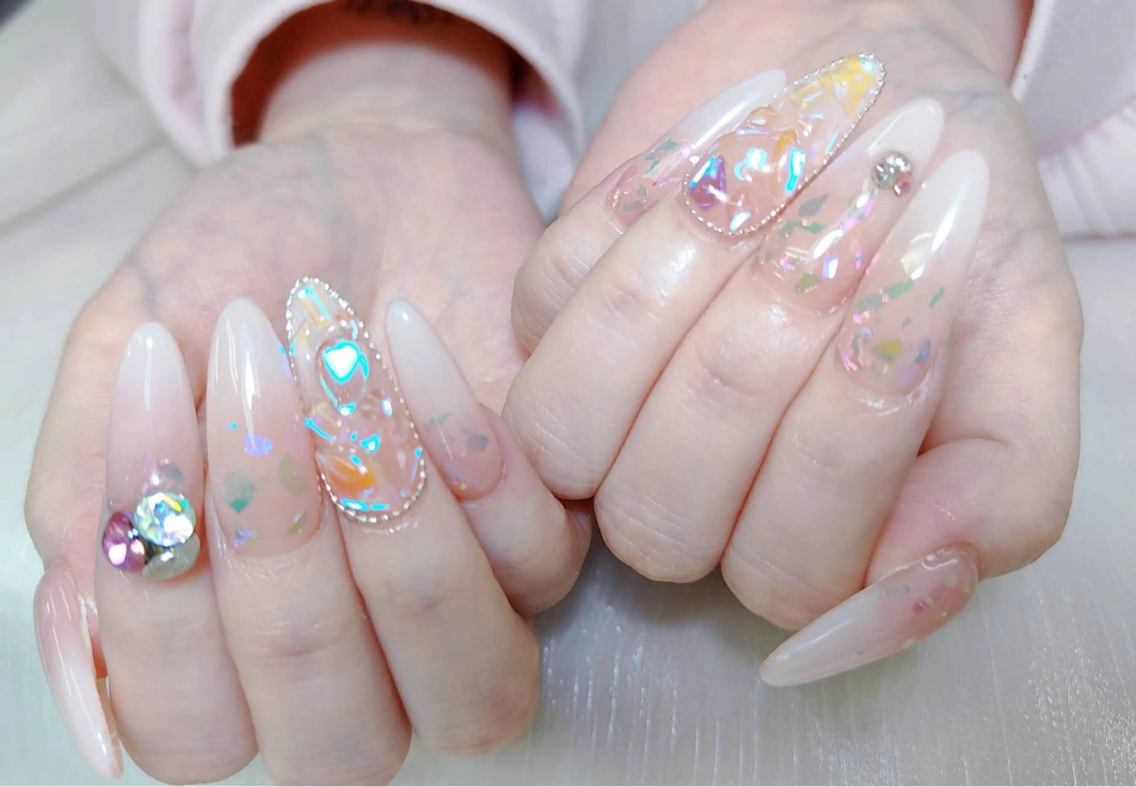 ネイル 小島 阿佑美のネイルデザイン