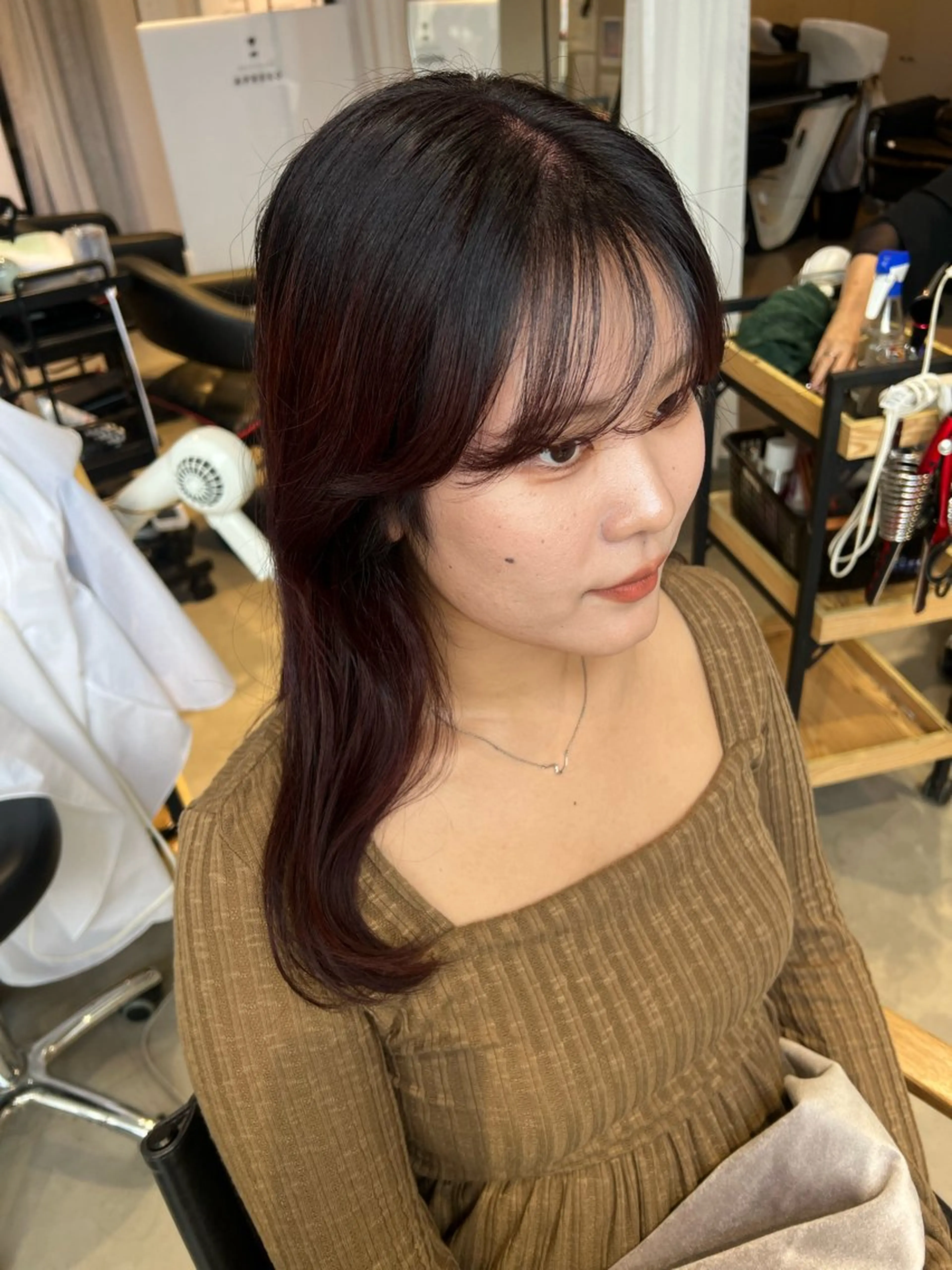 ロング カラー ヘアアレンジ ブリーチ ブラウンカラー レッドカラー レッドブラウン APREKO SAYAKAのヘアスタイル