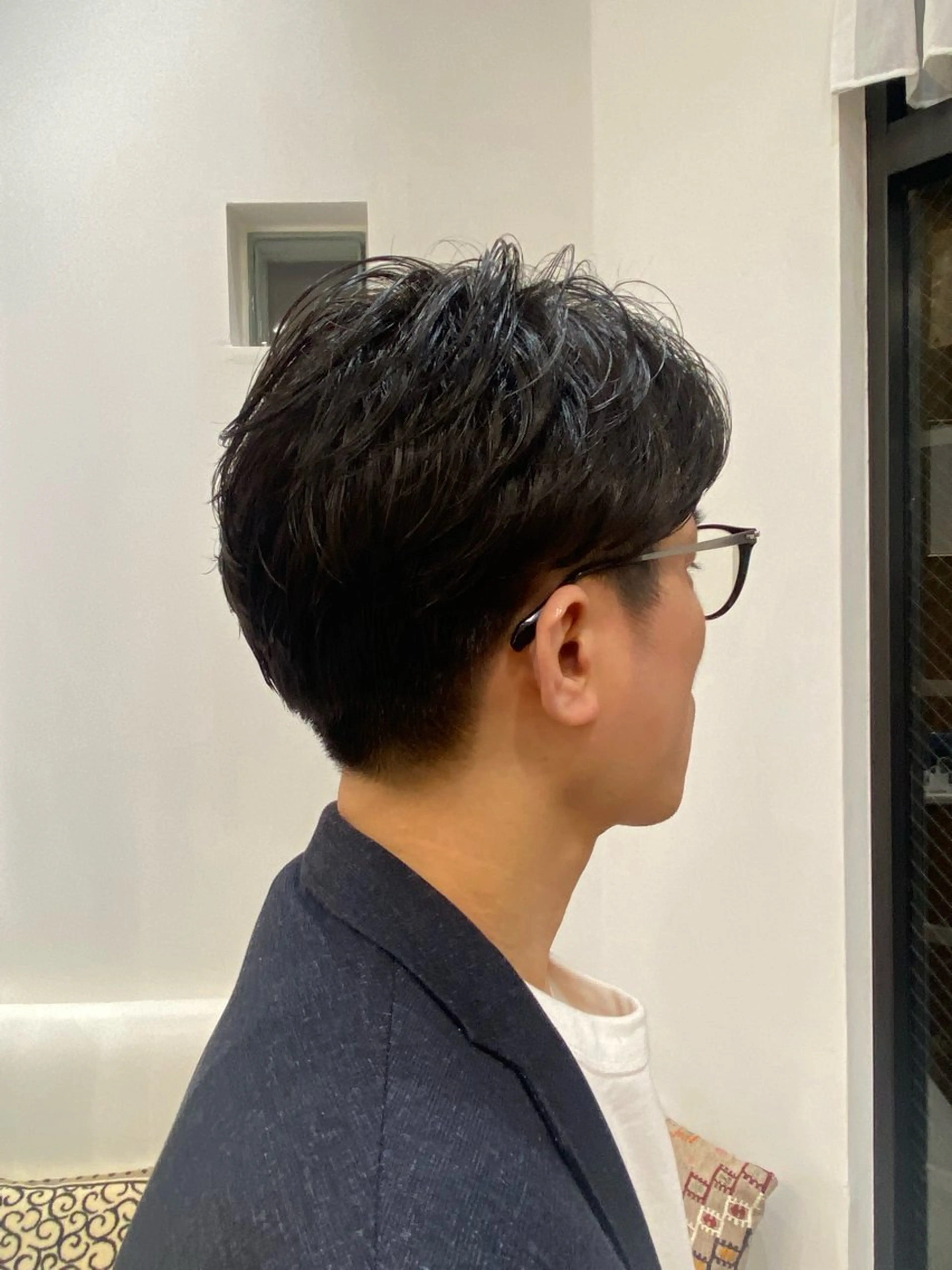 ショート atelier doux dimanche（アトリエ・ドゥー・ディマンシュ）所属・Fukamiレイヤー 透明感カラーのヘアスタイル