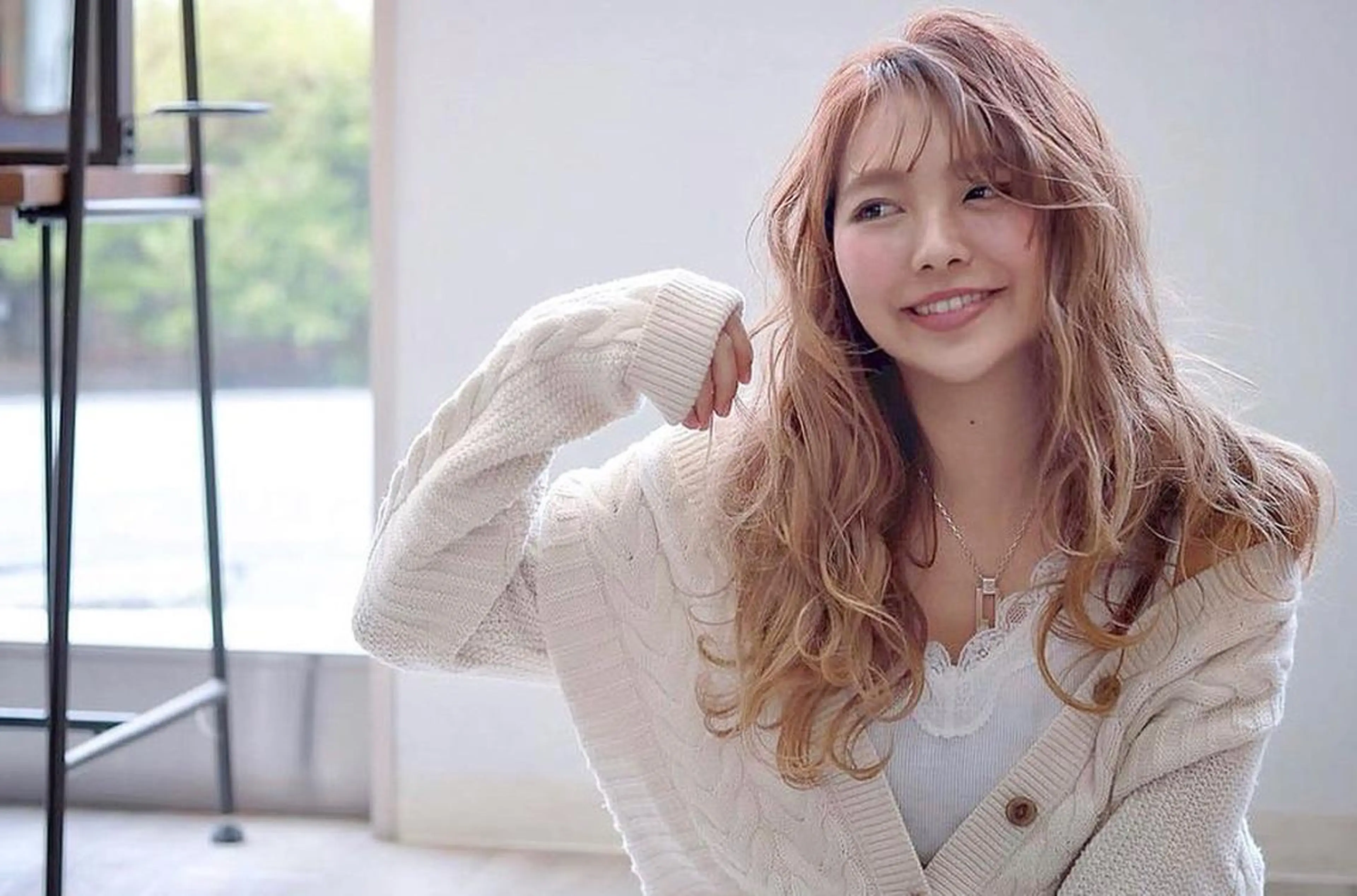 ロング メンズバレイヤージュ 斉藤春のヘアスタイル
