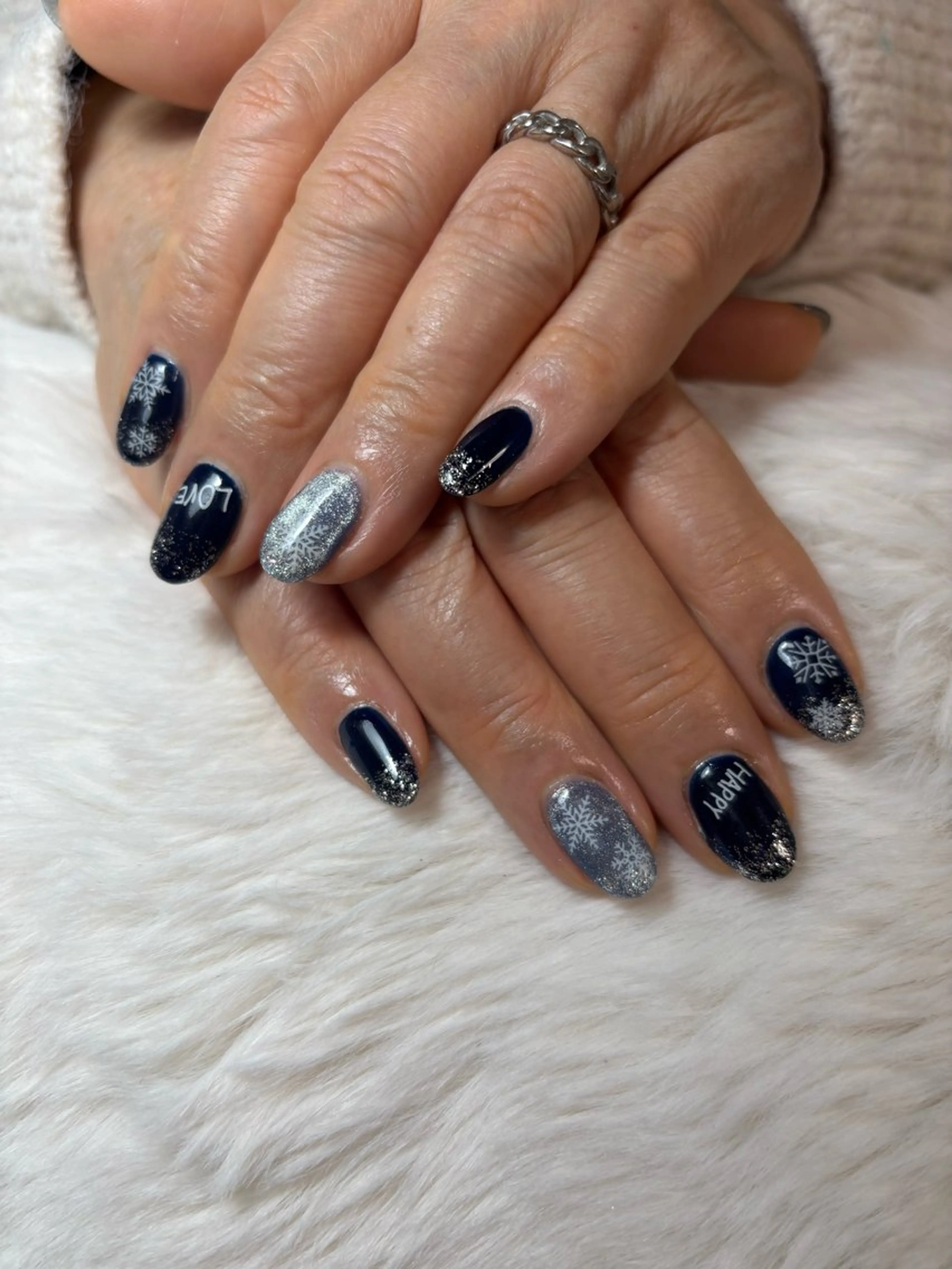 ネイル 三本 綾奈のネイルデザイン