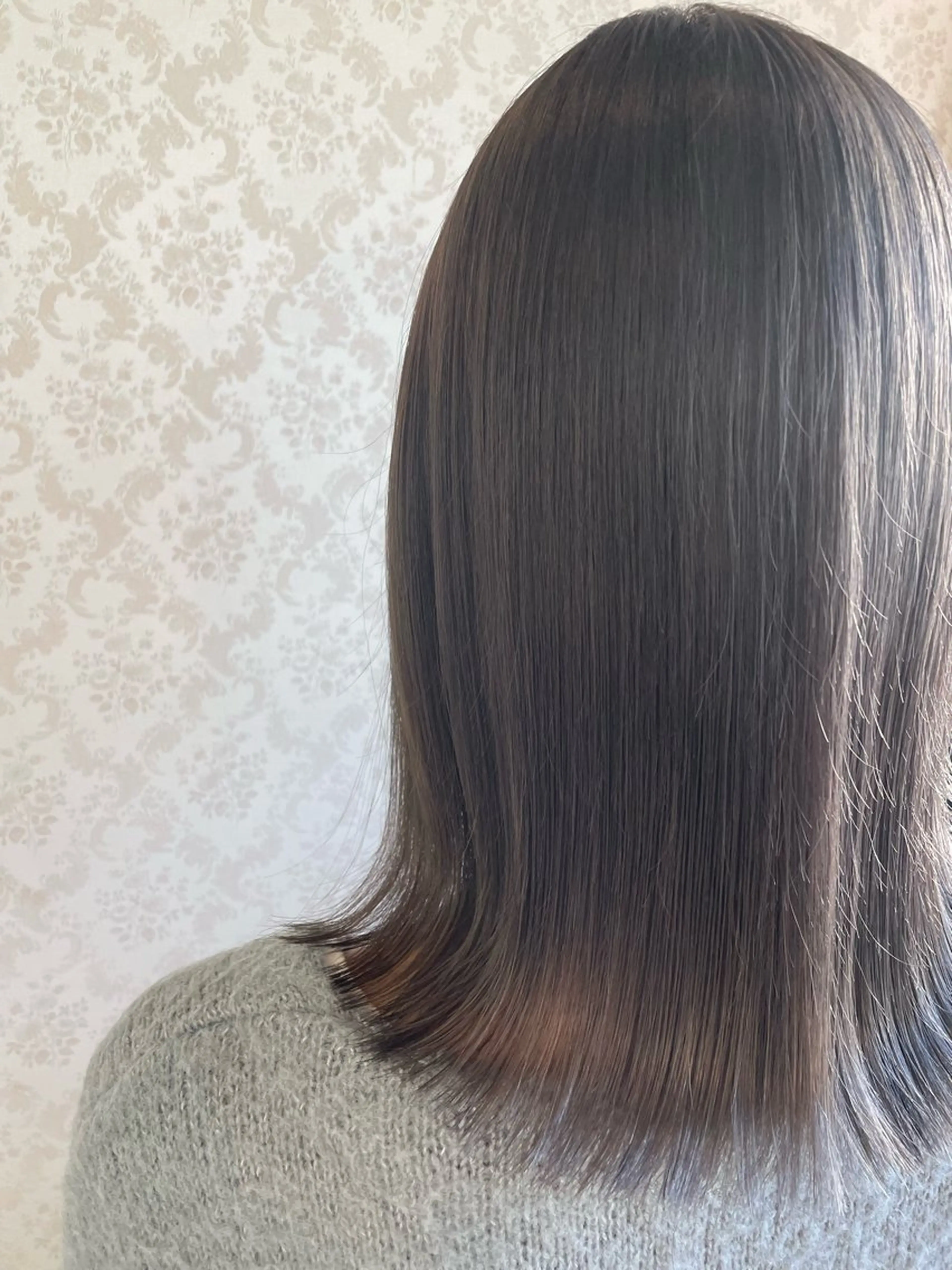 ミディアム ヒヨシ ルナのヘアスタイル