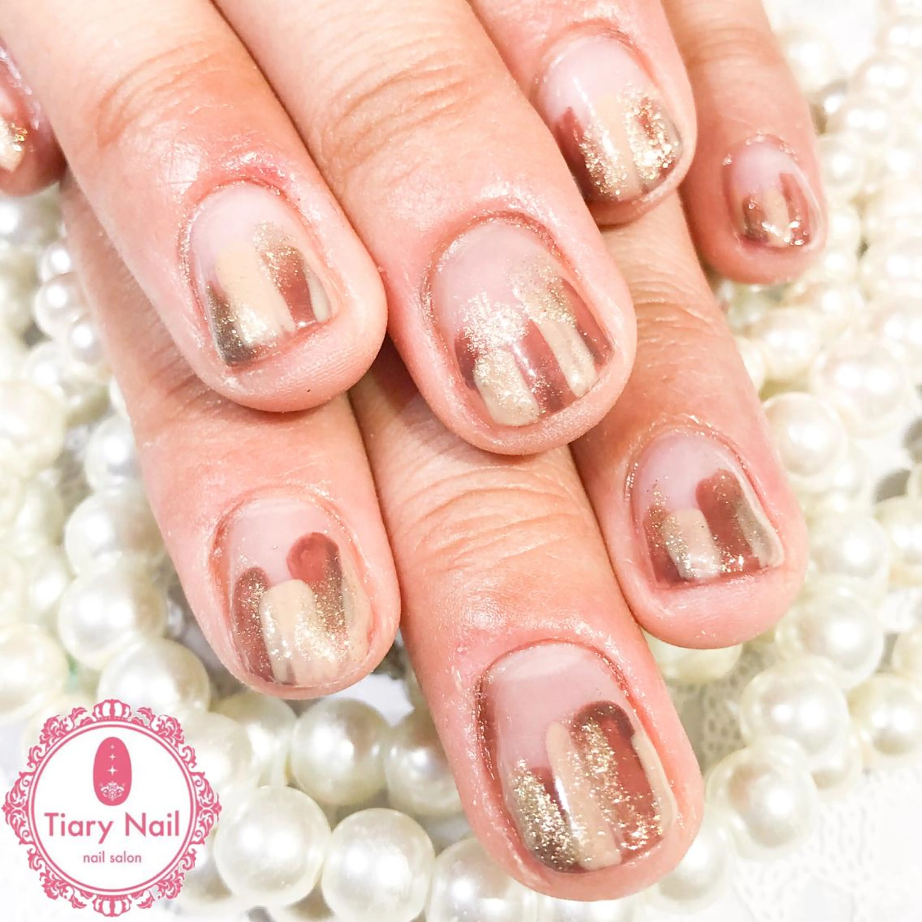 ネイル tiarynail K Kのネイルデザイン