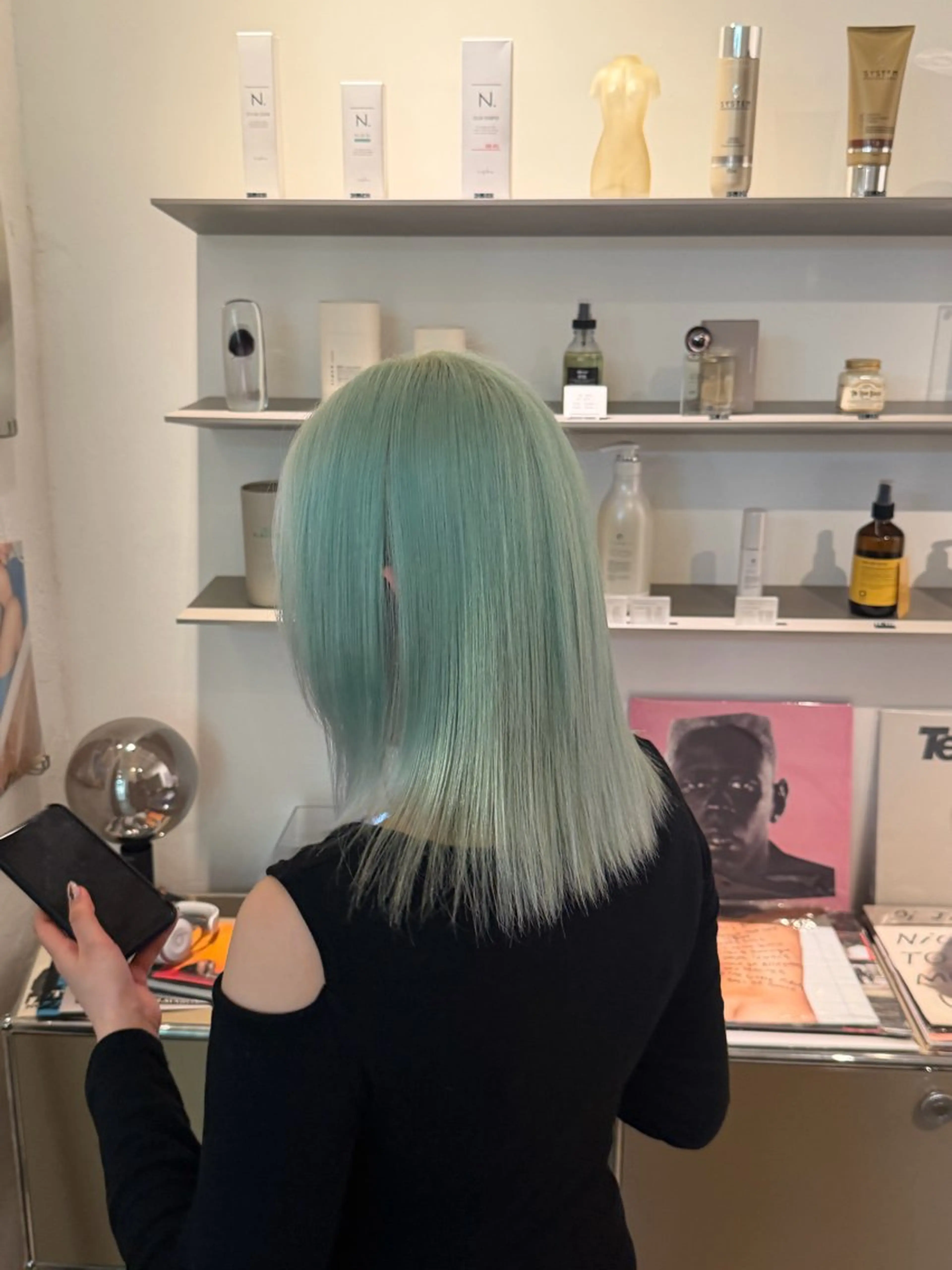 ミディアム カラー ヘアカラー Tsukasa/ ハイトーン/寒色のヘアスタイル