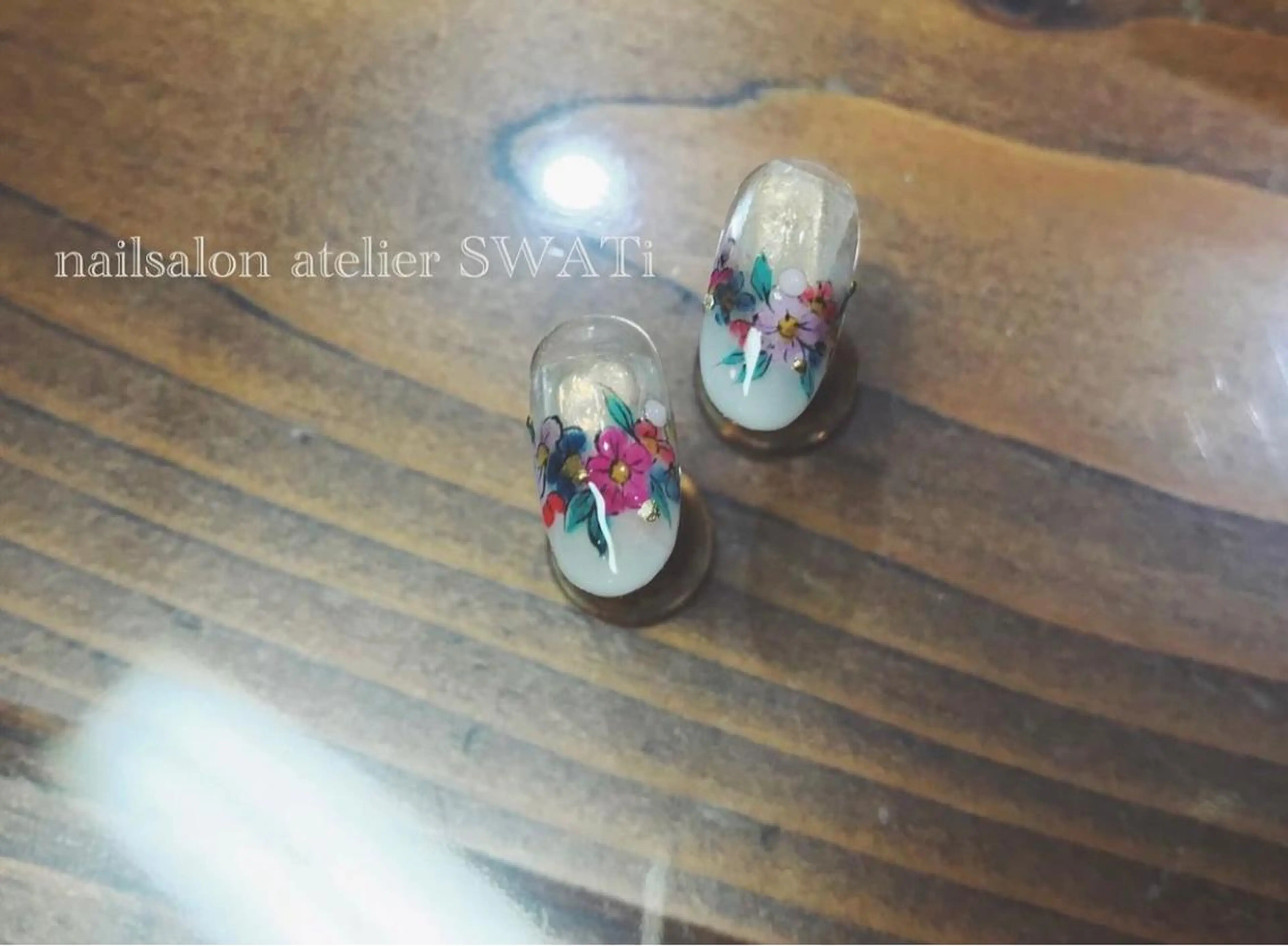 ネイル ヘアーサロン大野所属・nailsalon SWATiのネイルデザイン