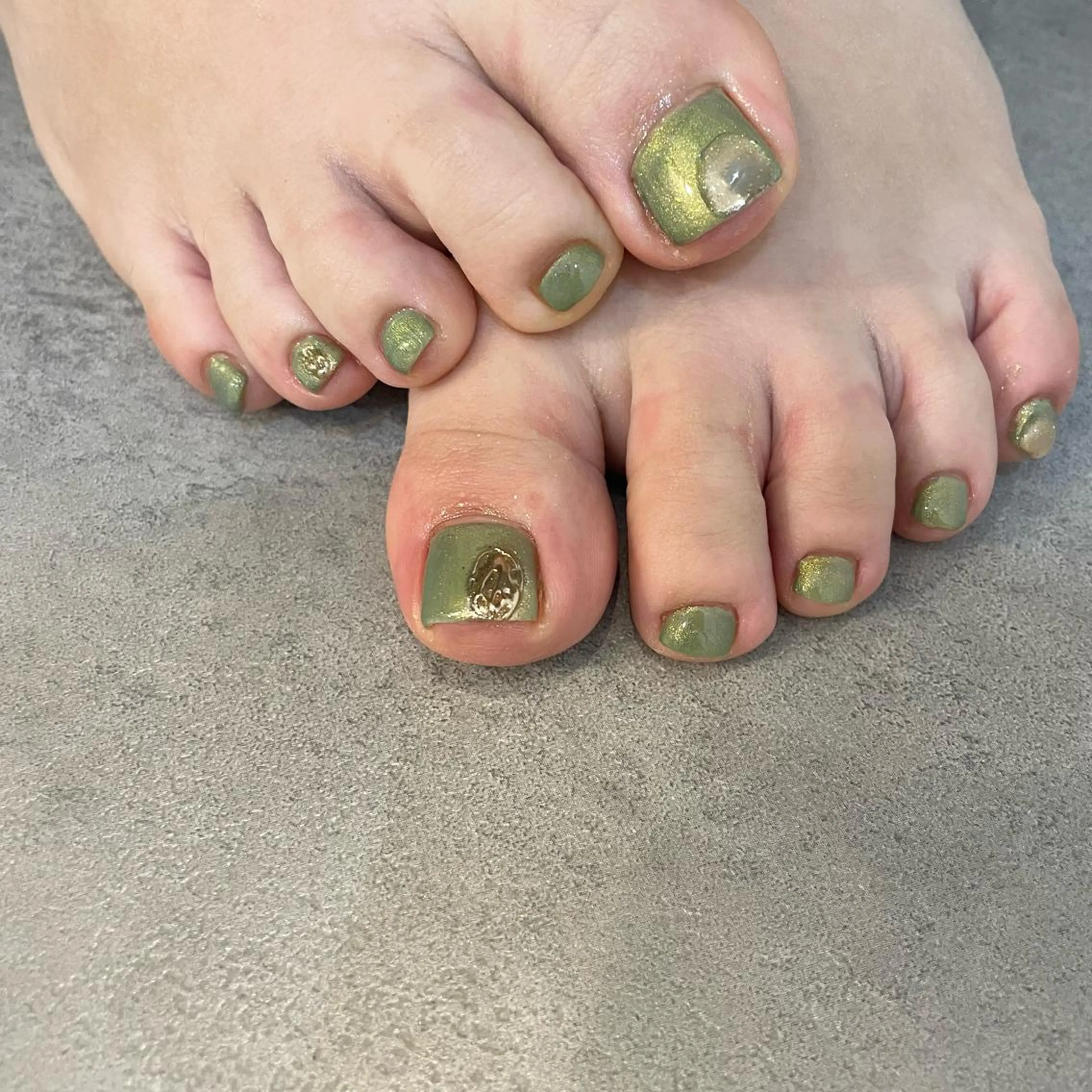 ネイル マグネットネイル Nail Salon Gummi.のネイルデザイン