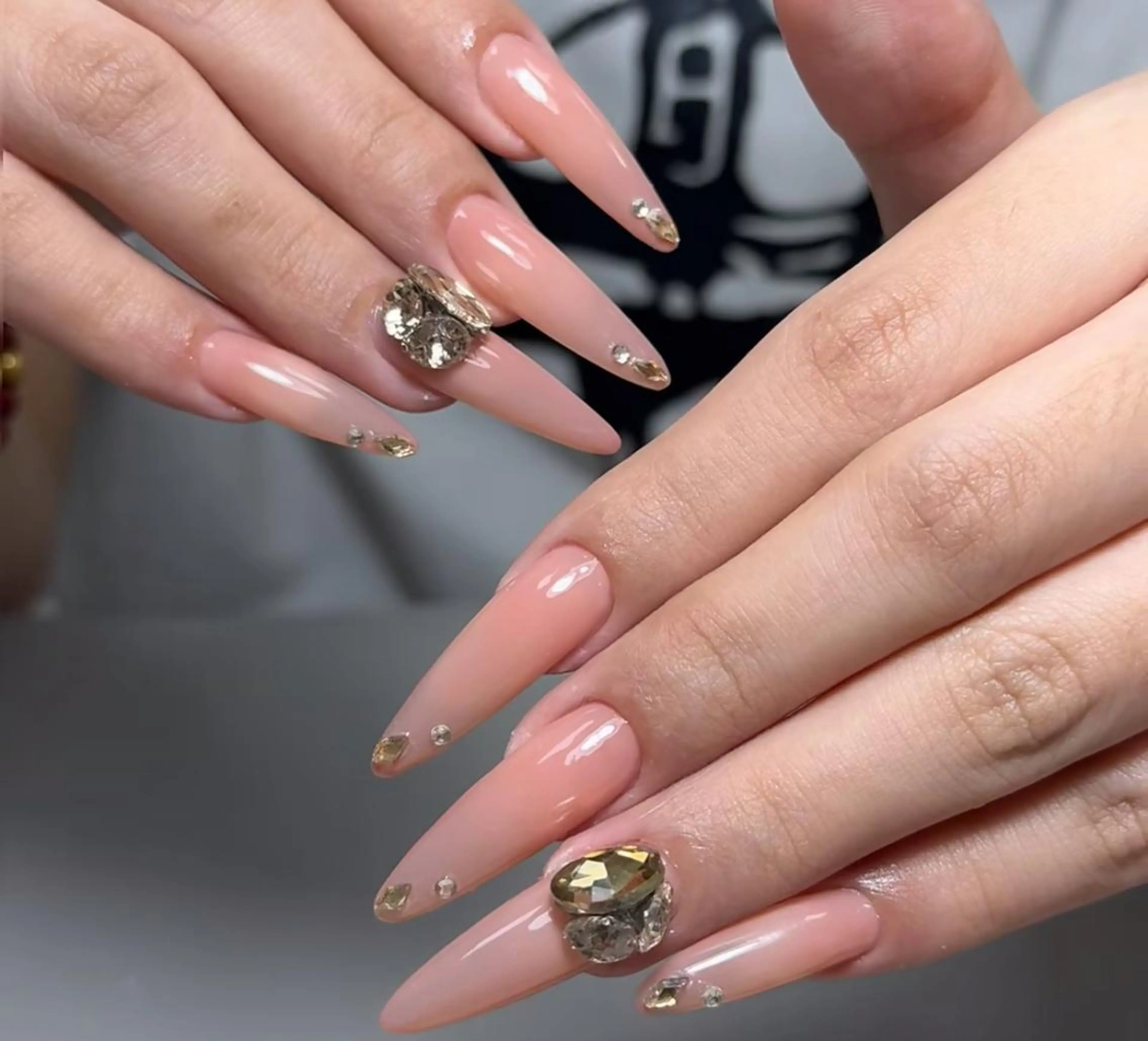 ネイル ハンドネイル ハンドケア 🍑 momo_nailのネイルデザイン