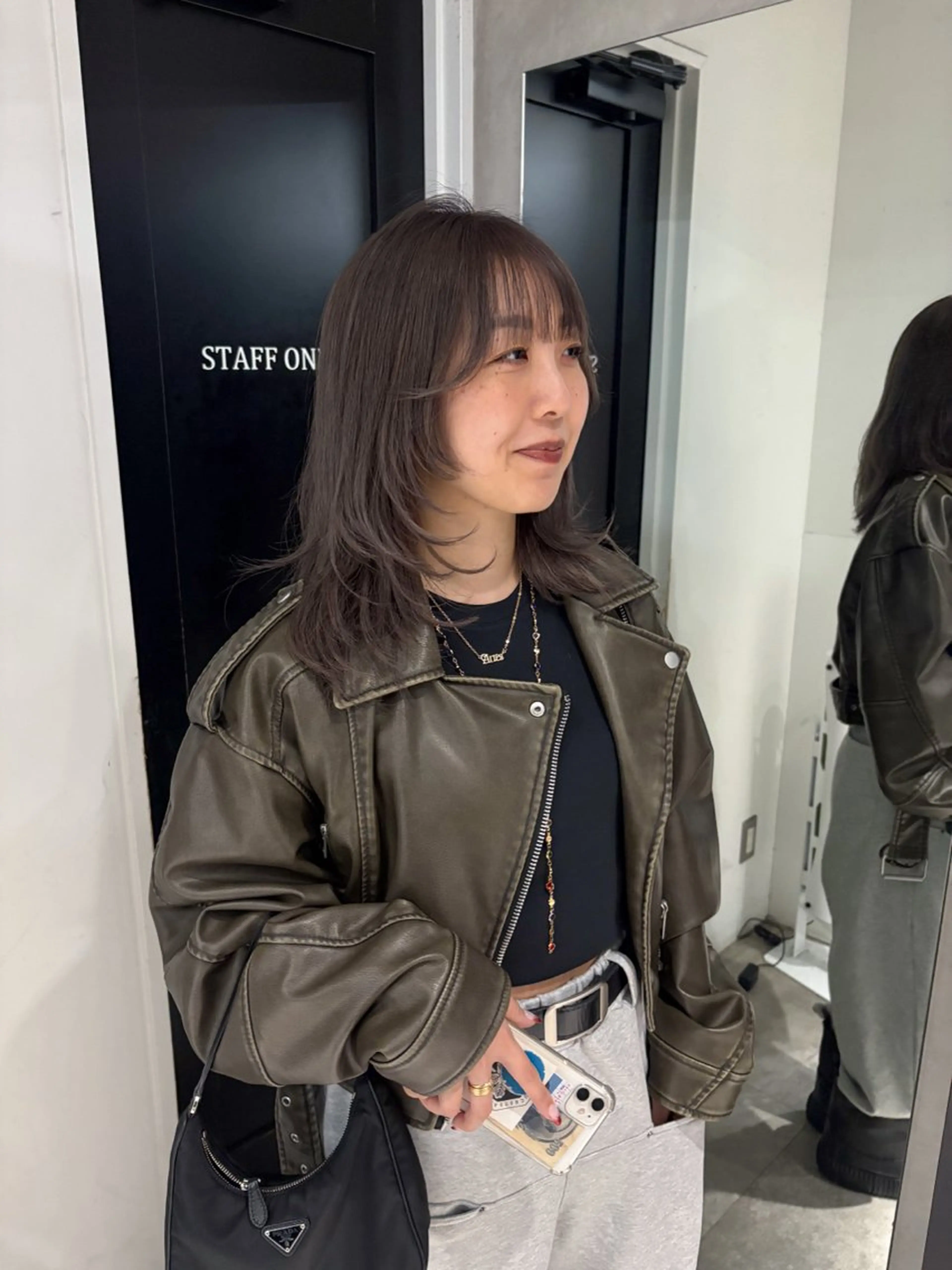 ロング カラー カット ヘアカラー トリートメント yurika☁️ 似合わせ｜レイヤーのヘアスタイル